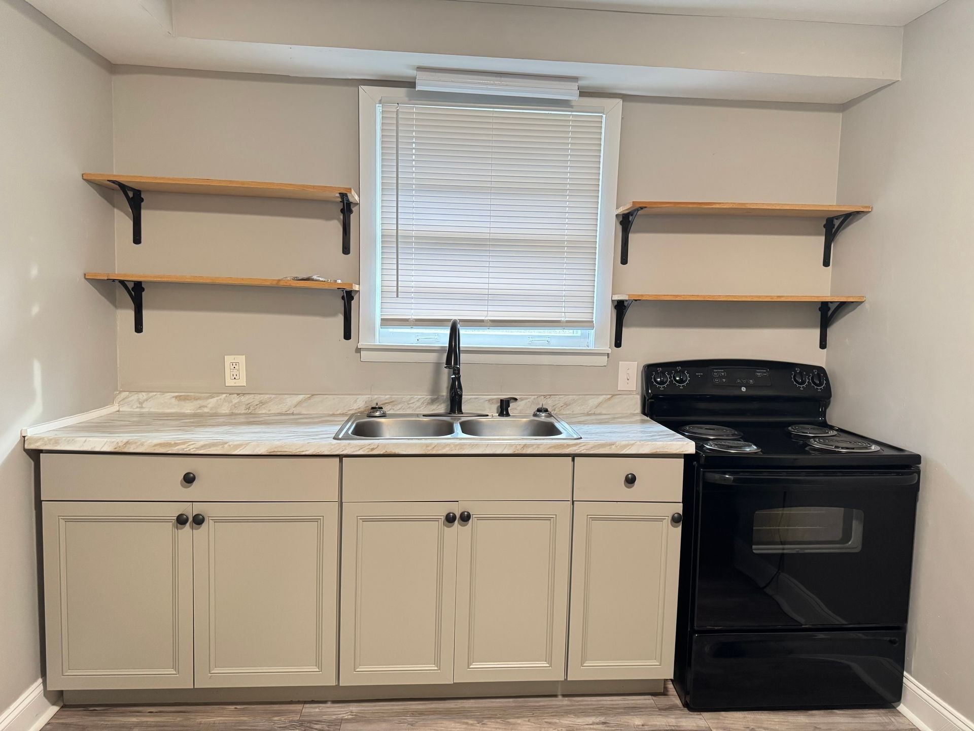 Photo of Listing #3079986