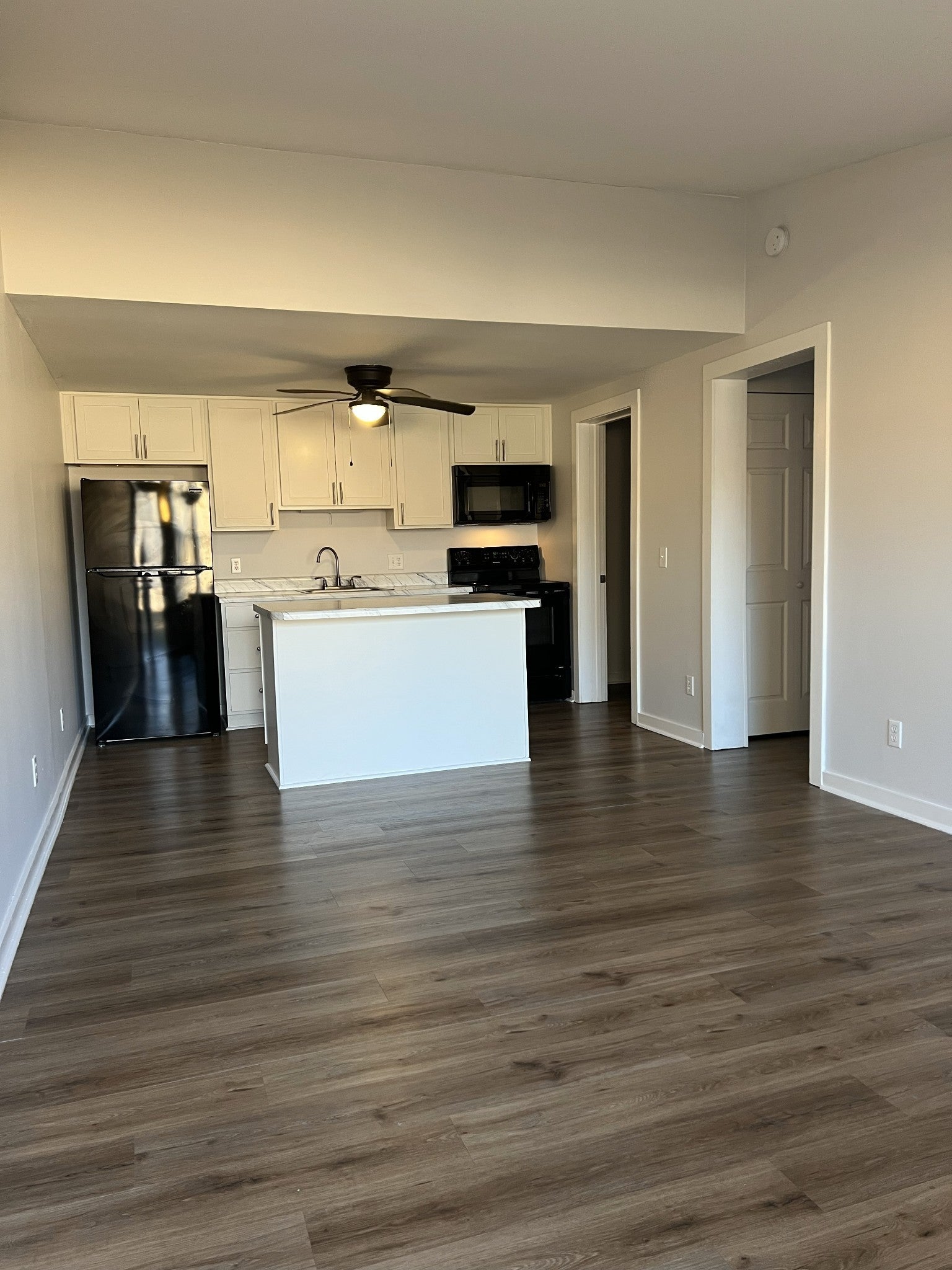 Photo of Listing #3080146