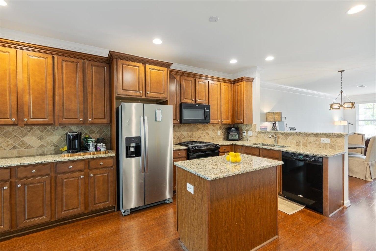 Photo of Listing #3093298