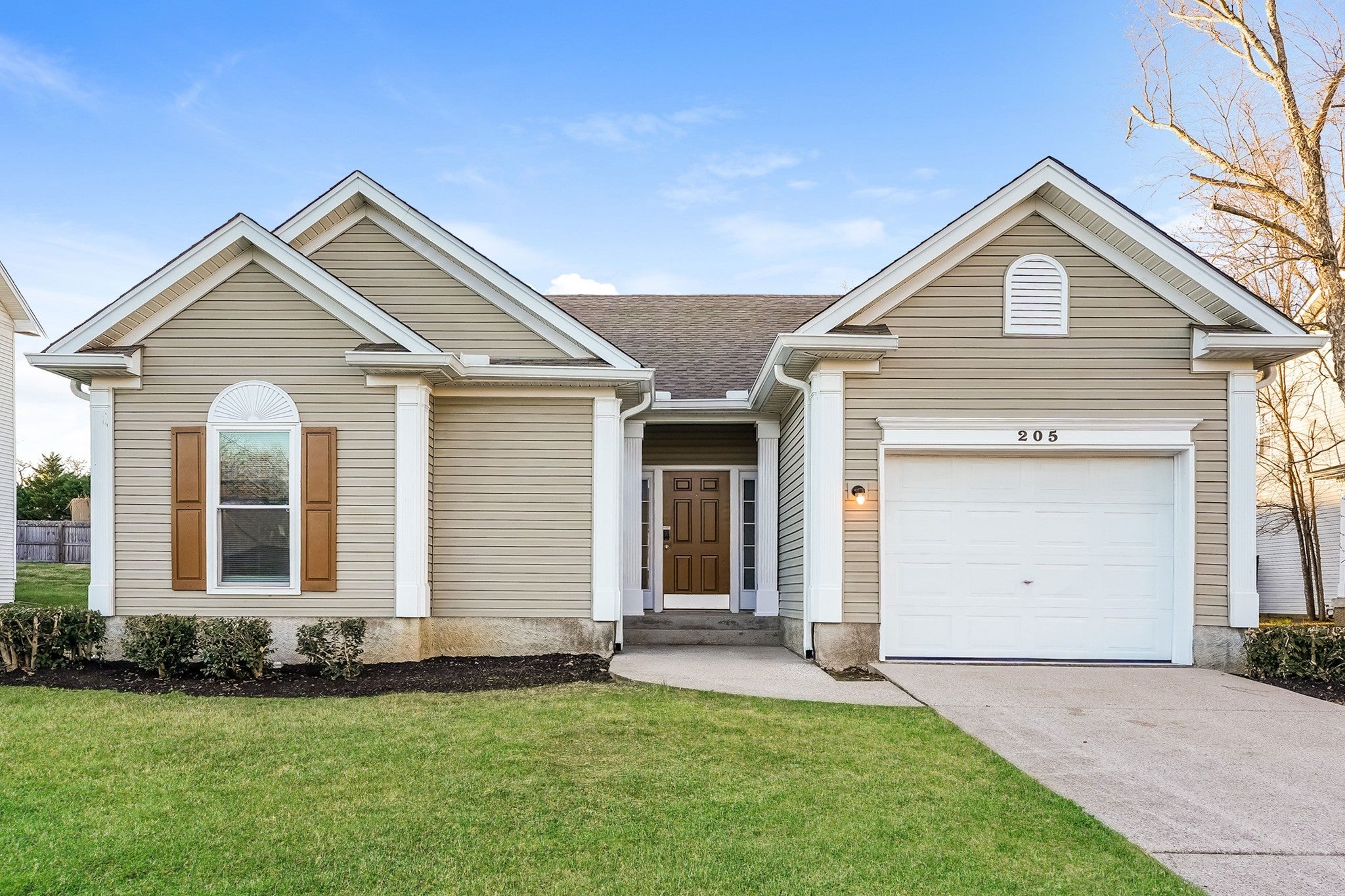 Photo of Listing #3093390