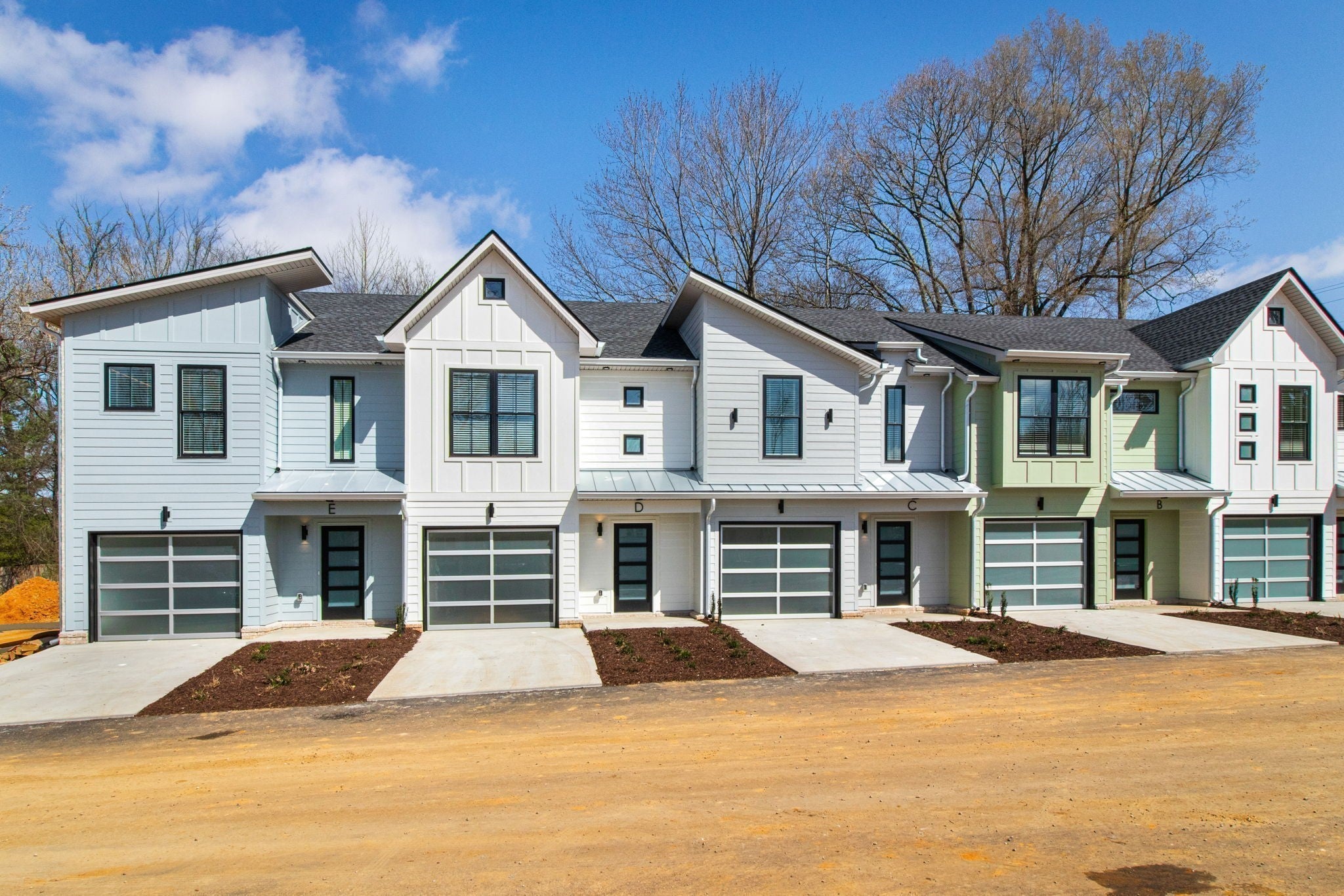 Photo of Listing #3093588