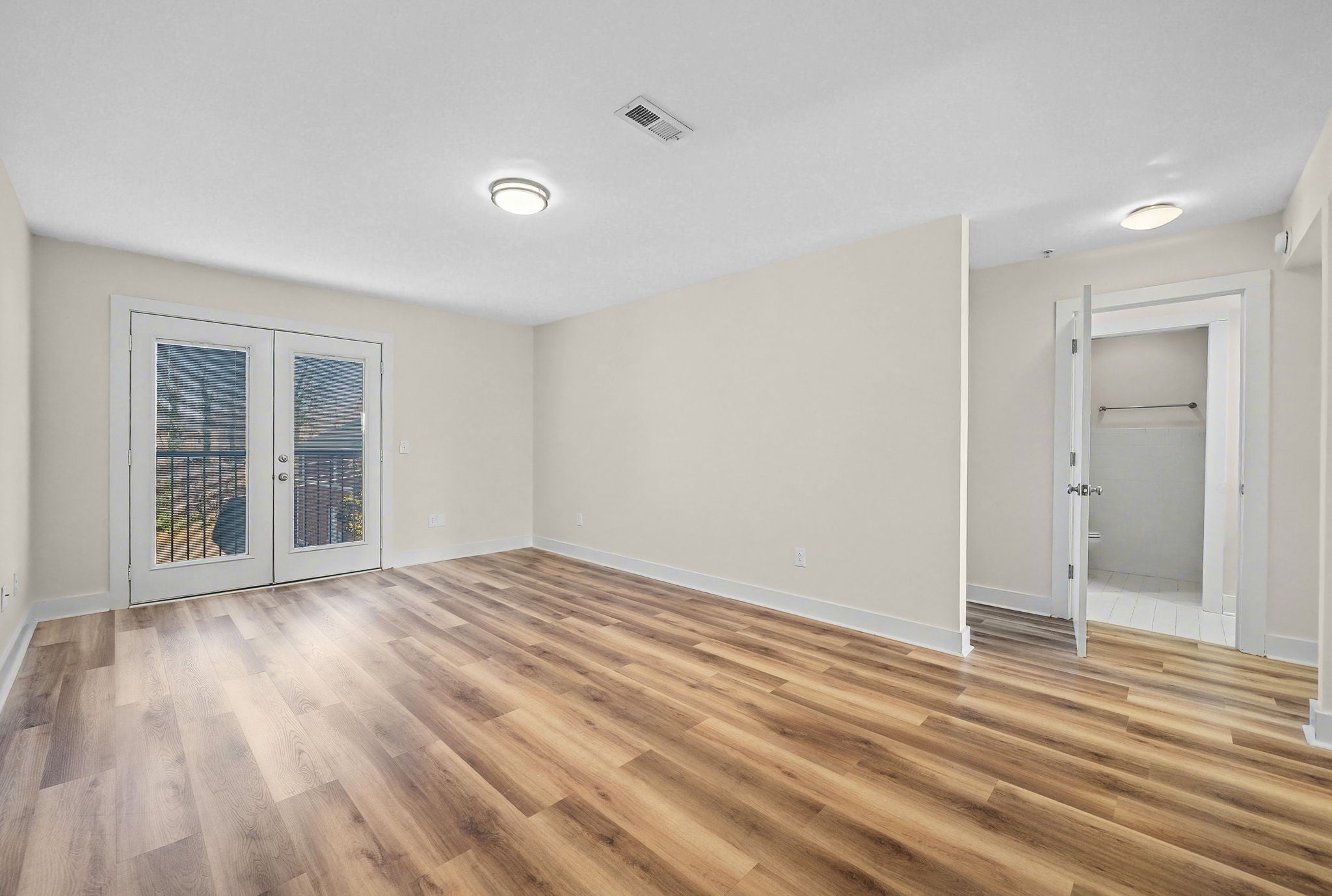 Photo of Listing #3097361