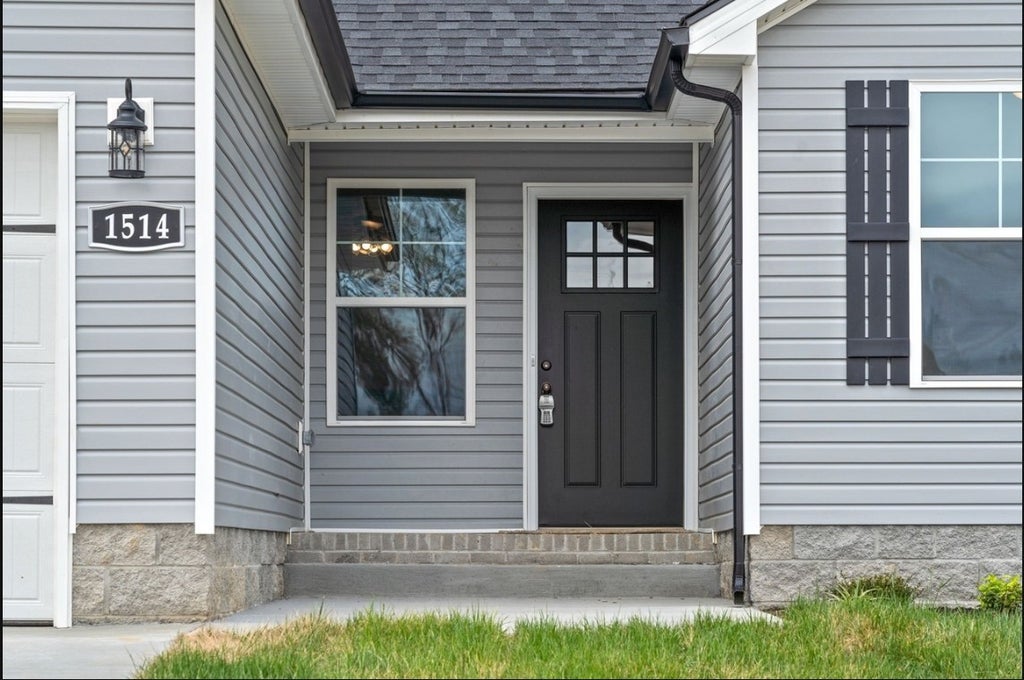 1514 Fredrick Dr, Clarksville