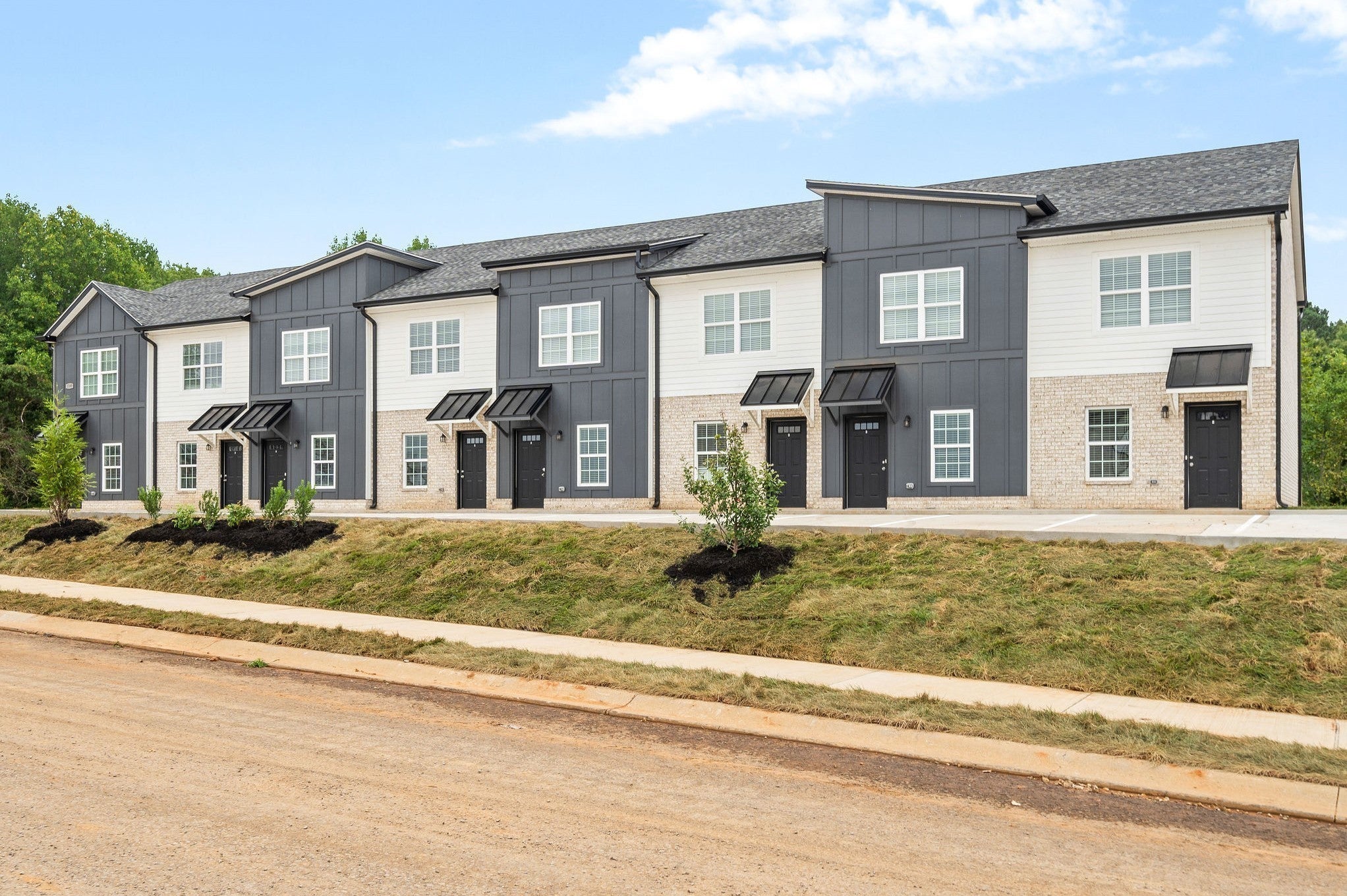 Photo of Listing #3097975