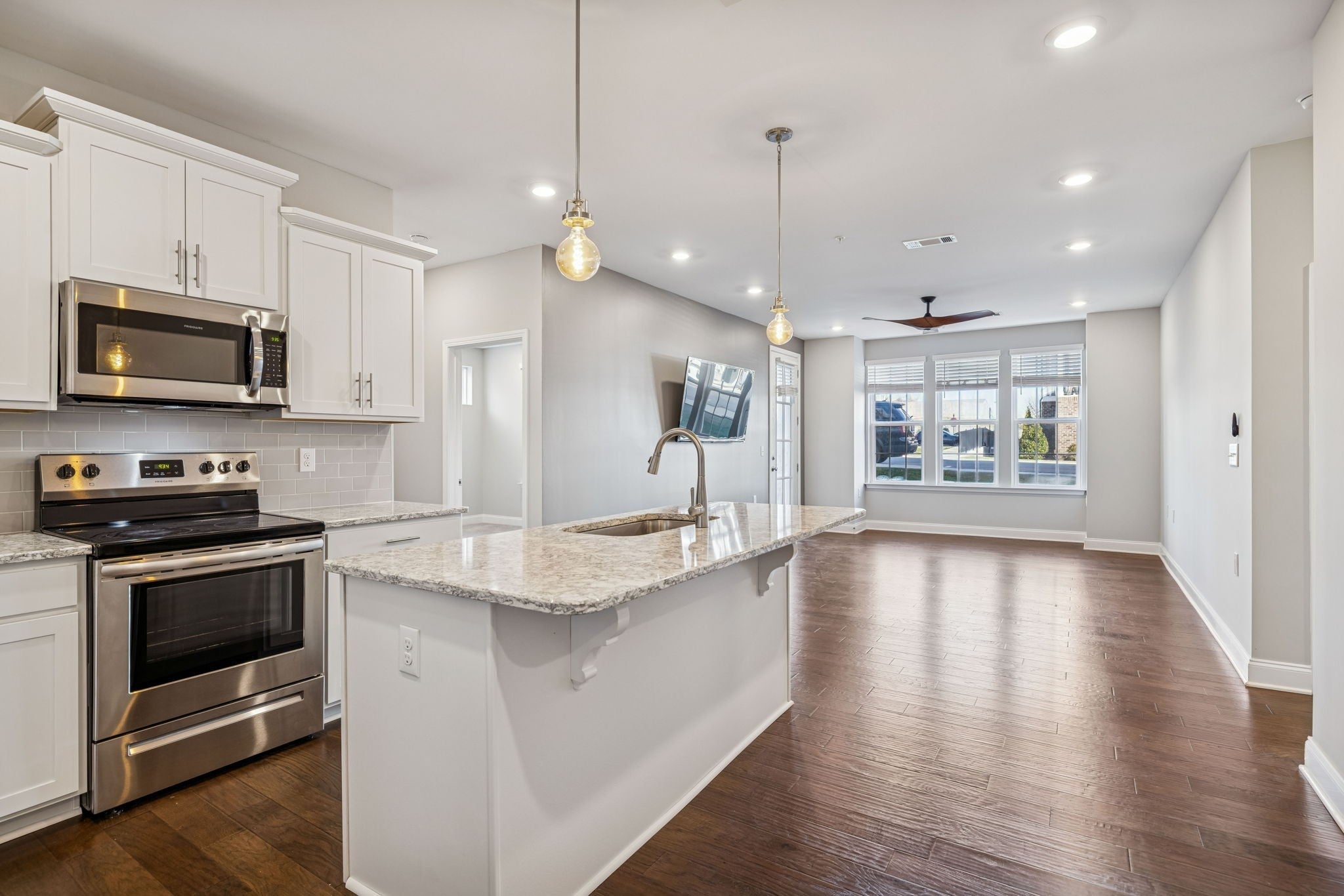 Photo of Listing #3097978