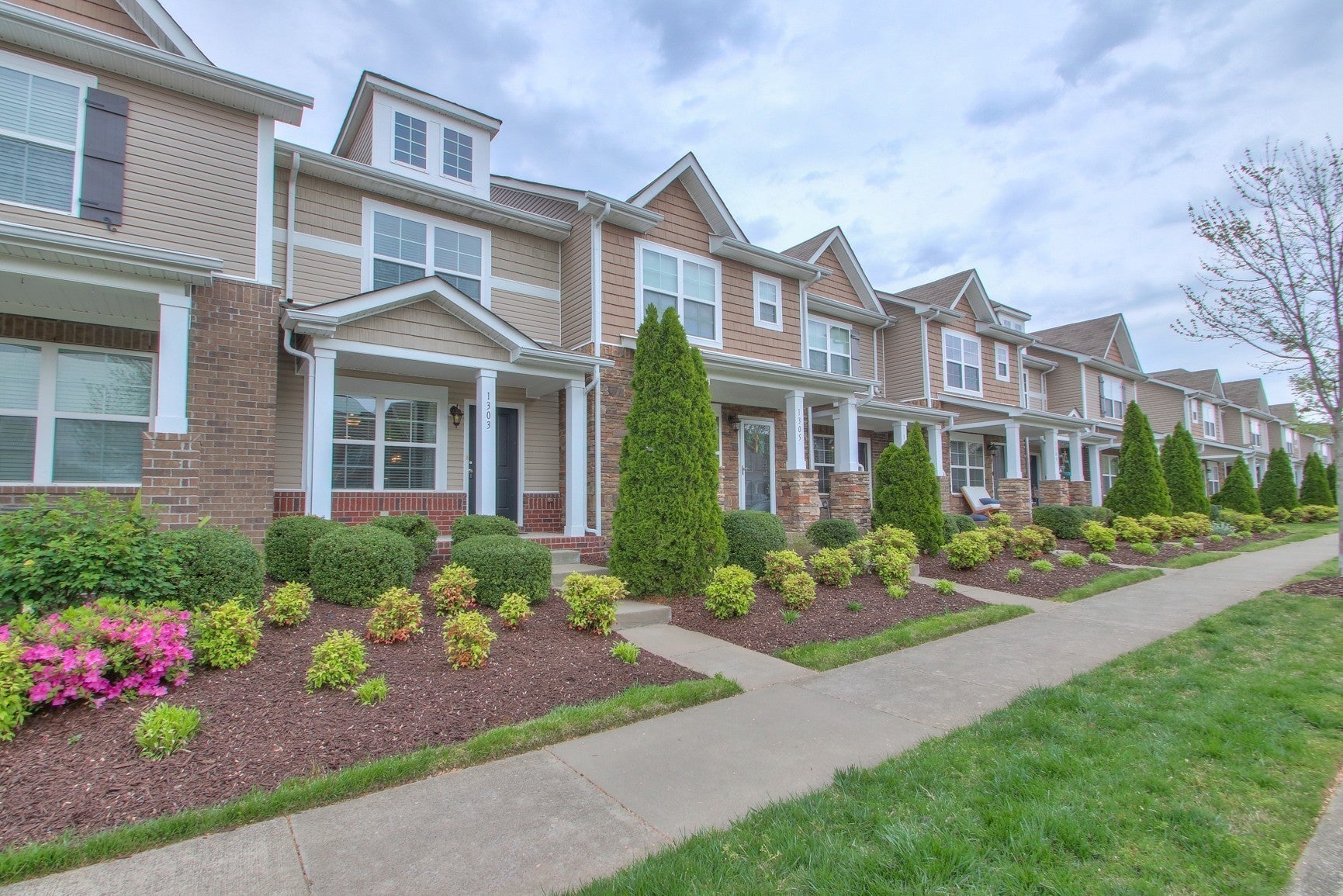 Photo of Listing #3098104