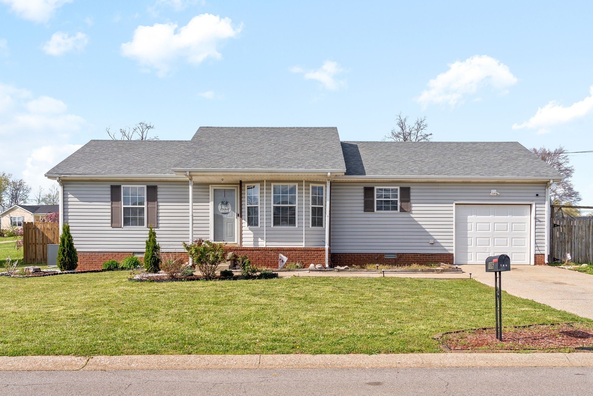 Photo of Listing #3098145