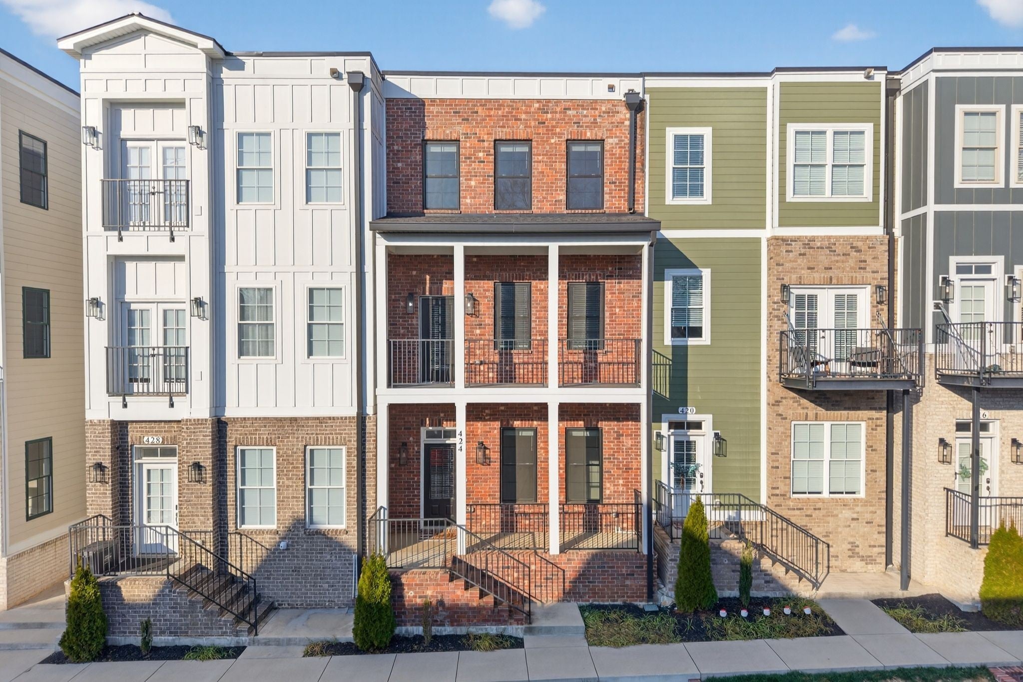 Photo of Listing #3098413