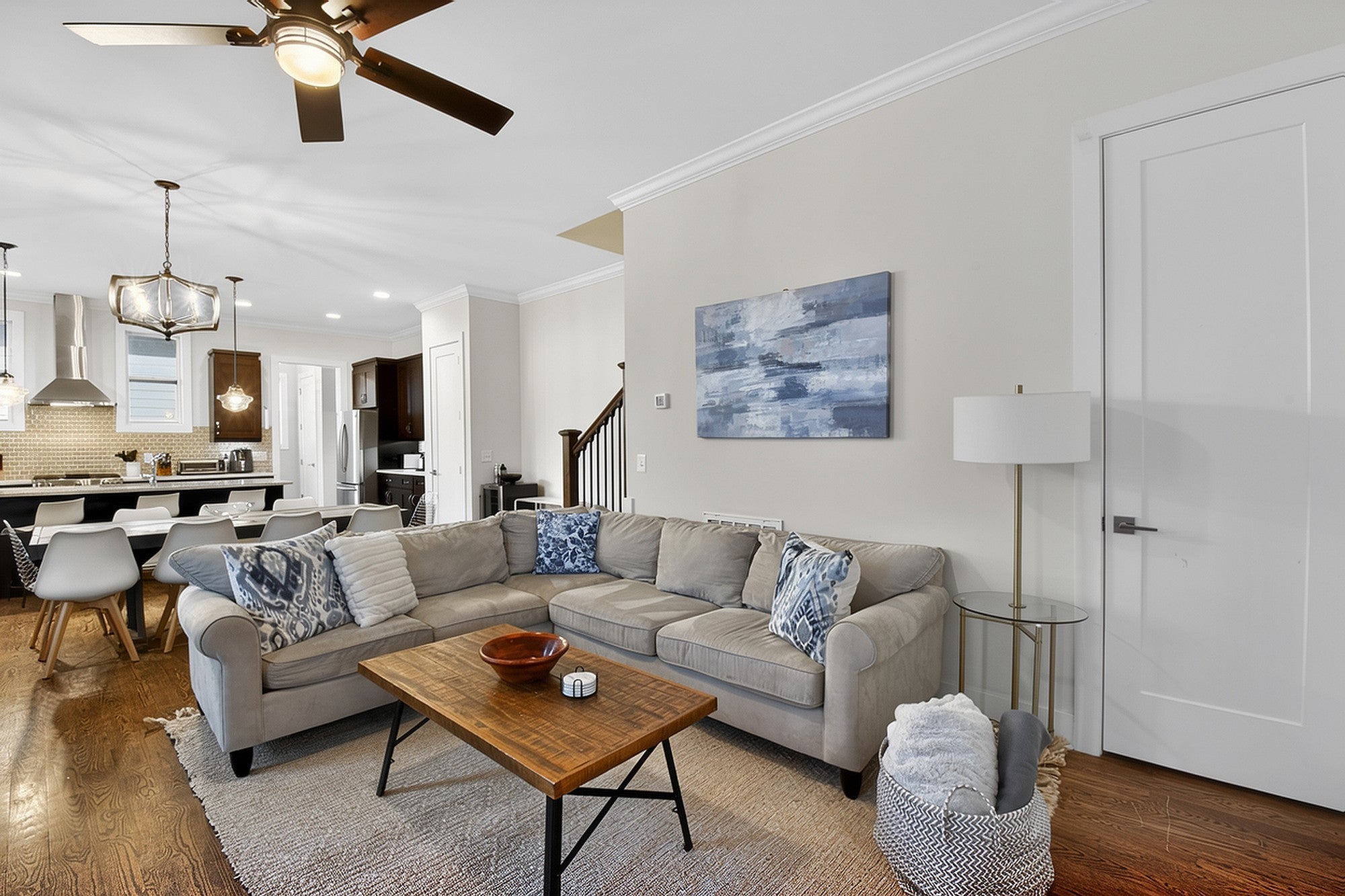 Photo of Listing #3098414