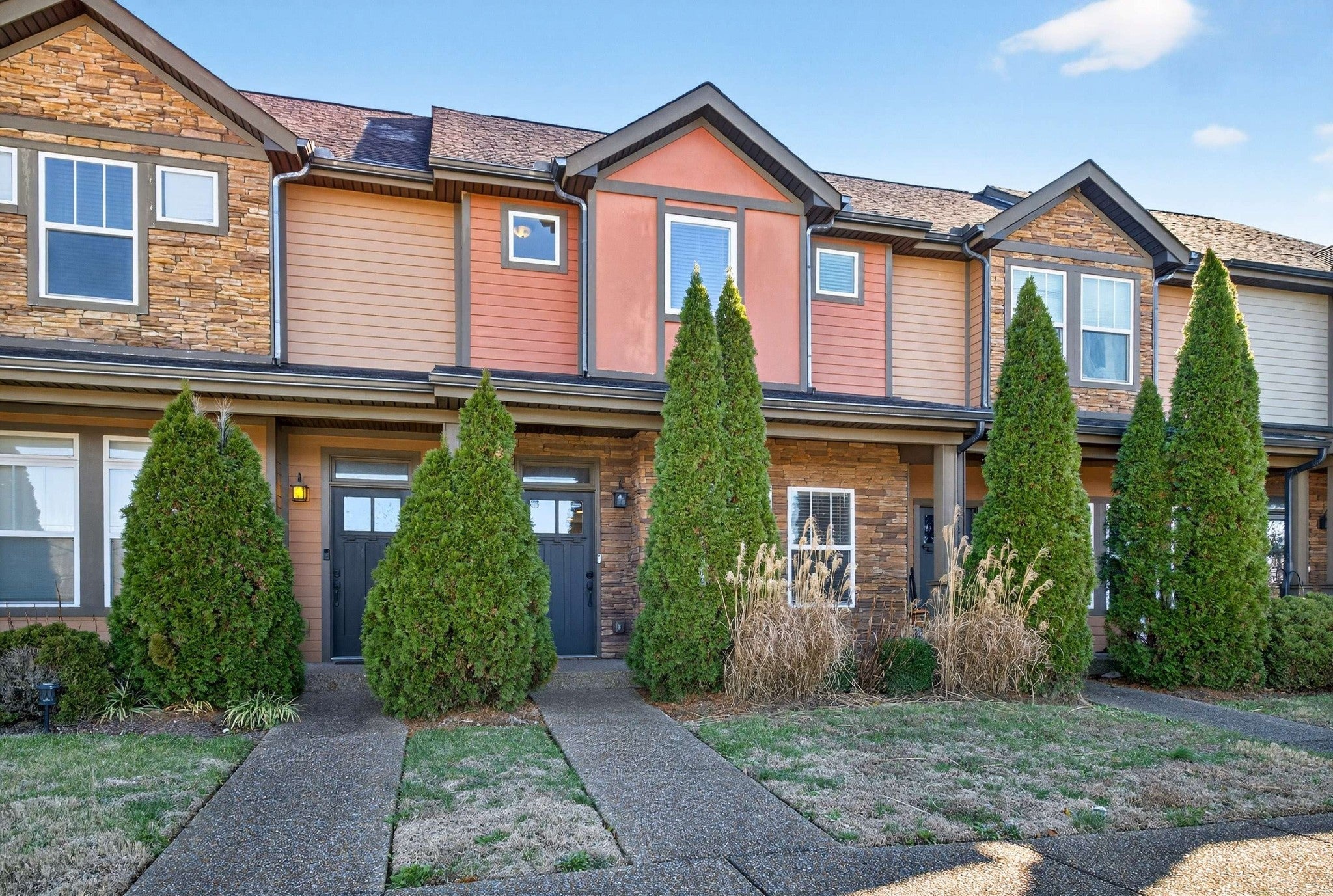 Photo of Listing #3098797