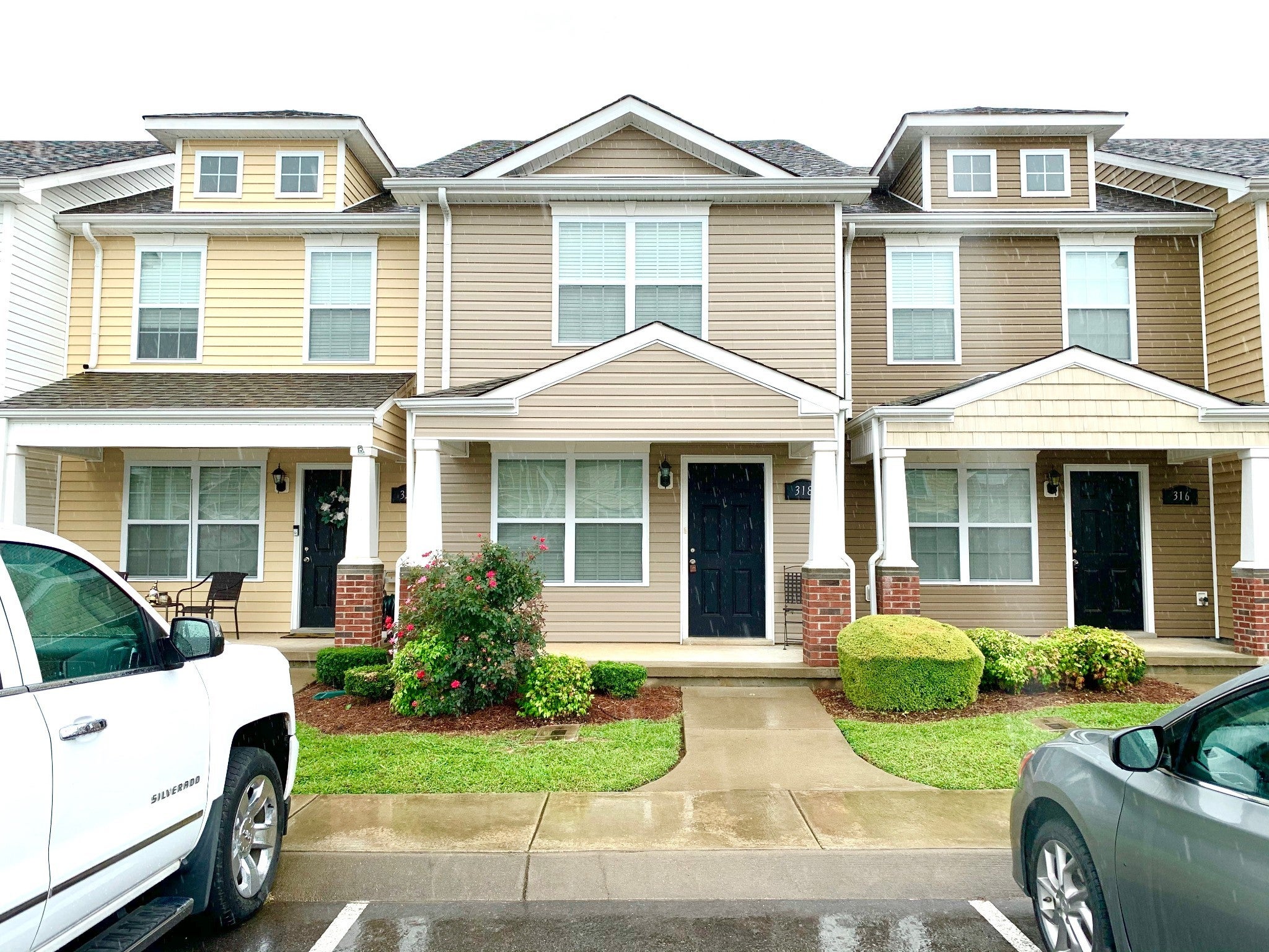 Photo of Listing #3111872