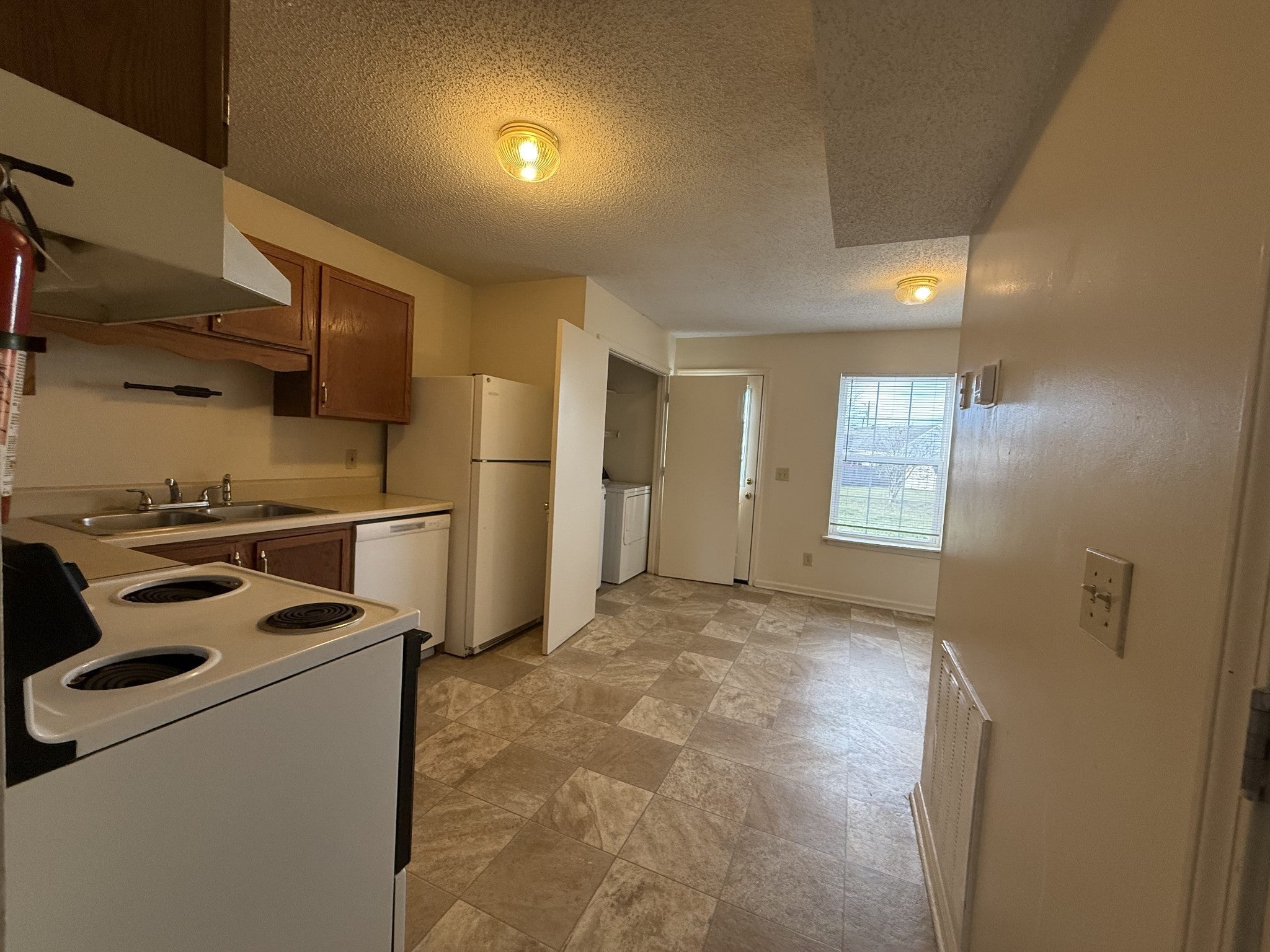 Photo of Listing #3111969