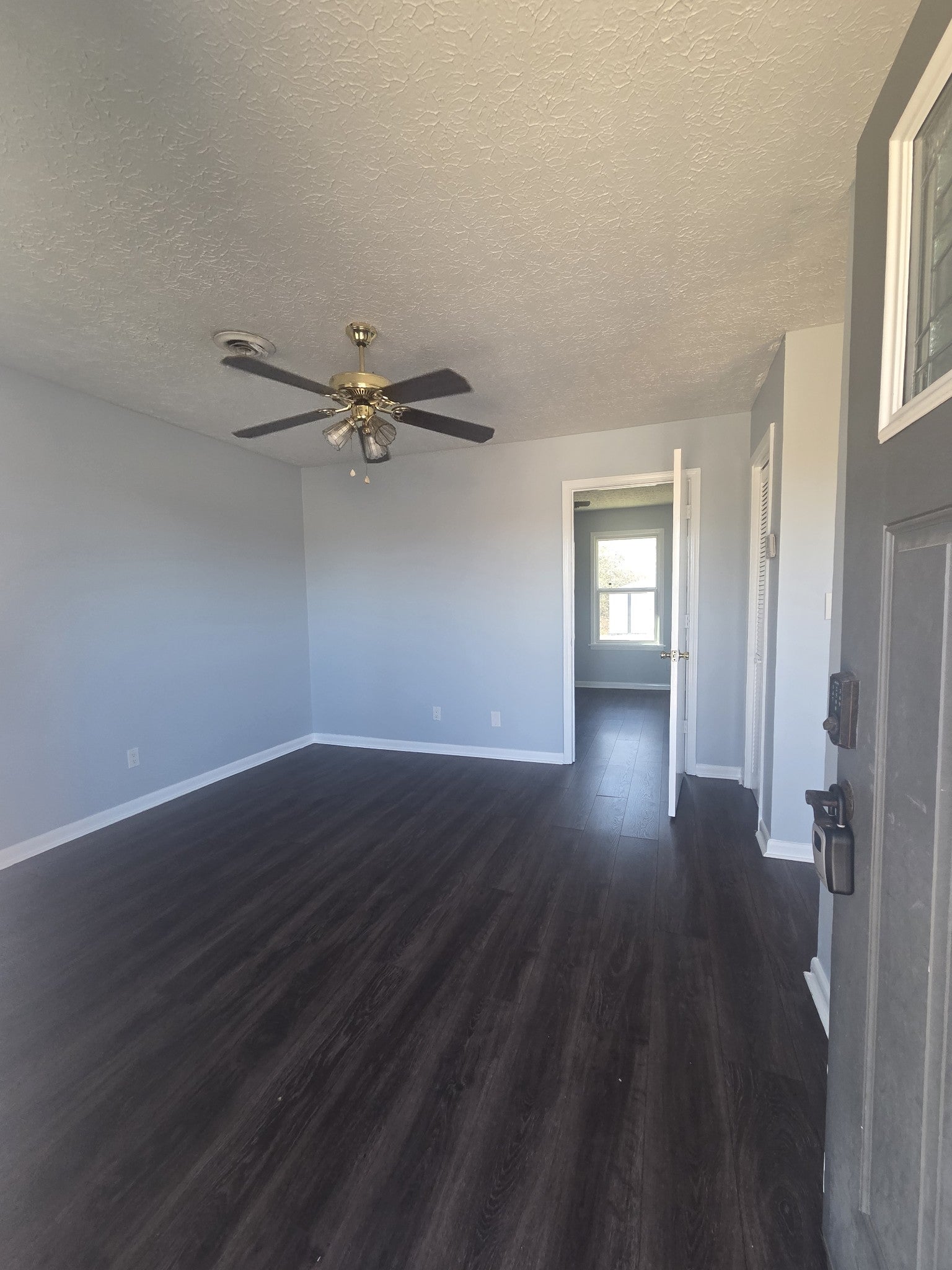 Photo of Listing #3111982