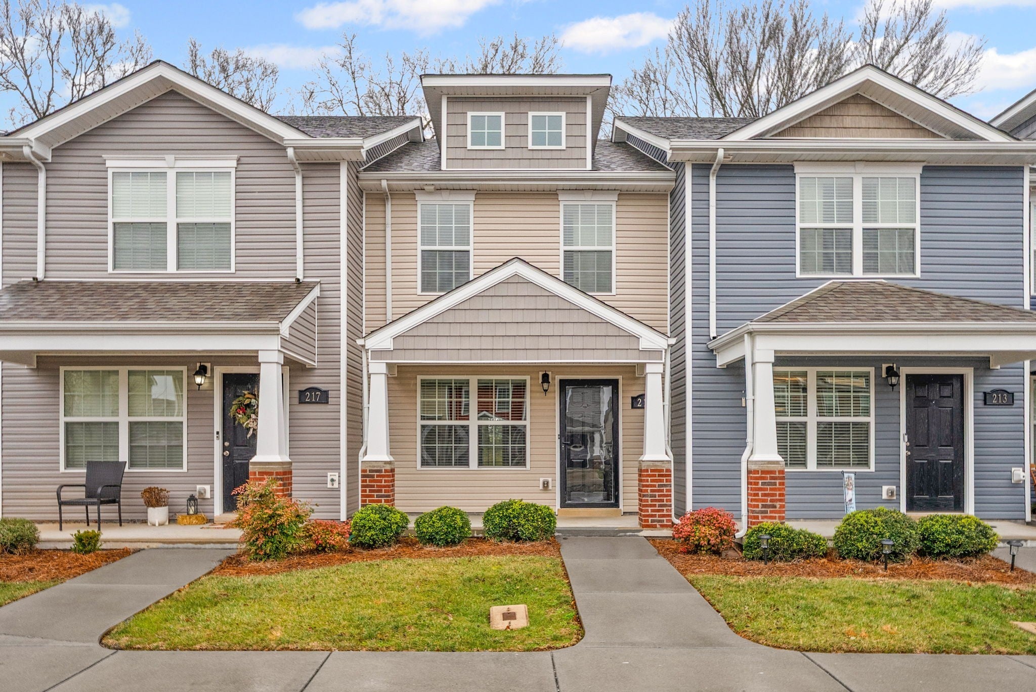 Photo of Listing #3115978