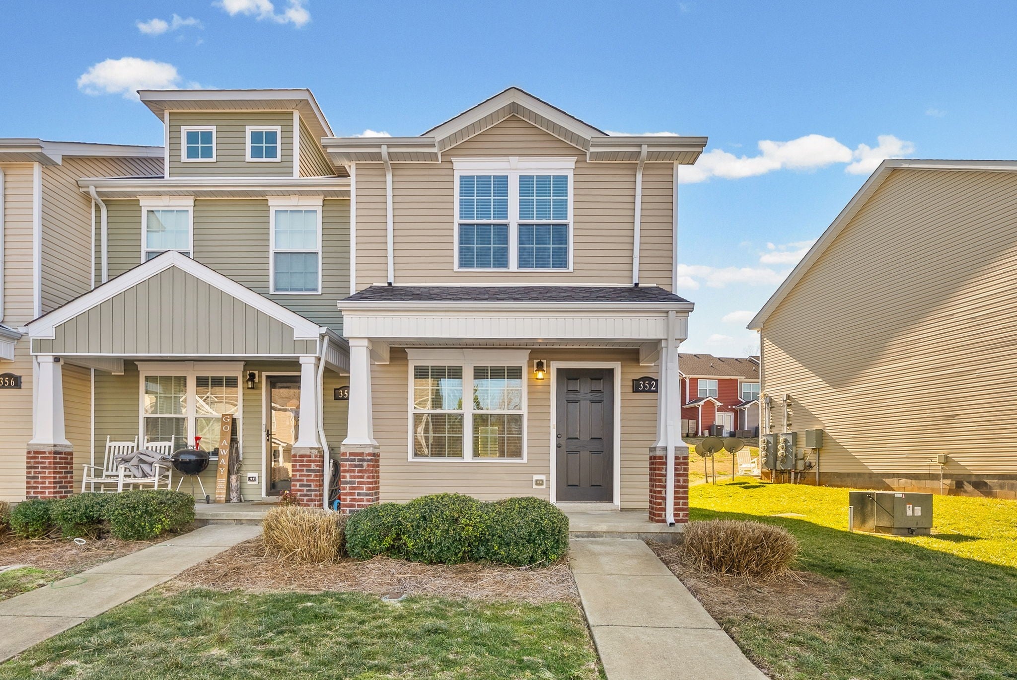 Photo of Listing #3115992