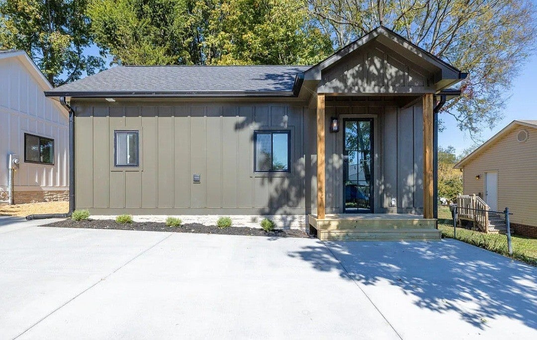 Photo of Listing #3117428