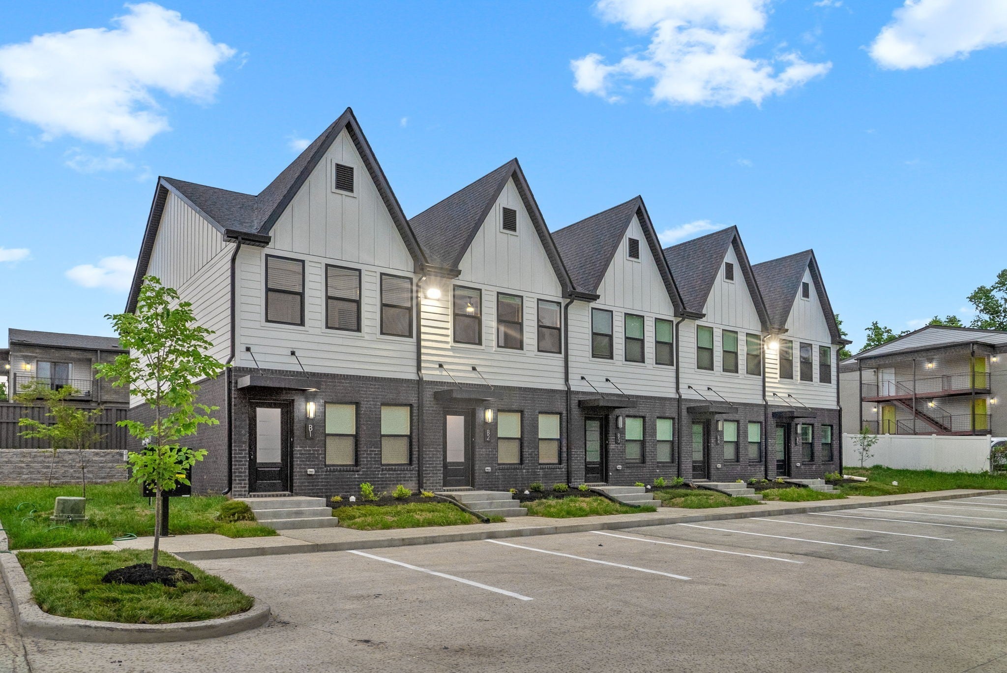 Photo of Listing #3118684