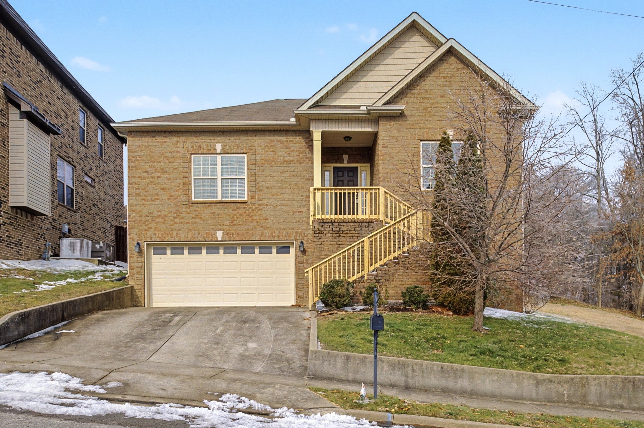 Photo of Listing #3118767