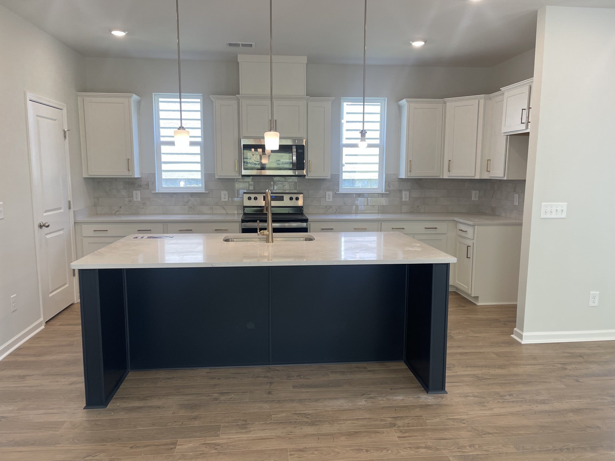 Photo of Listing #3120281