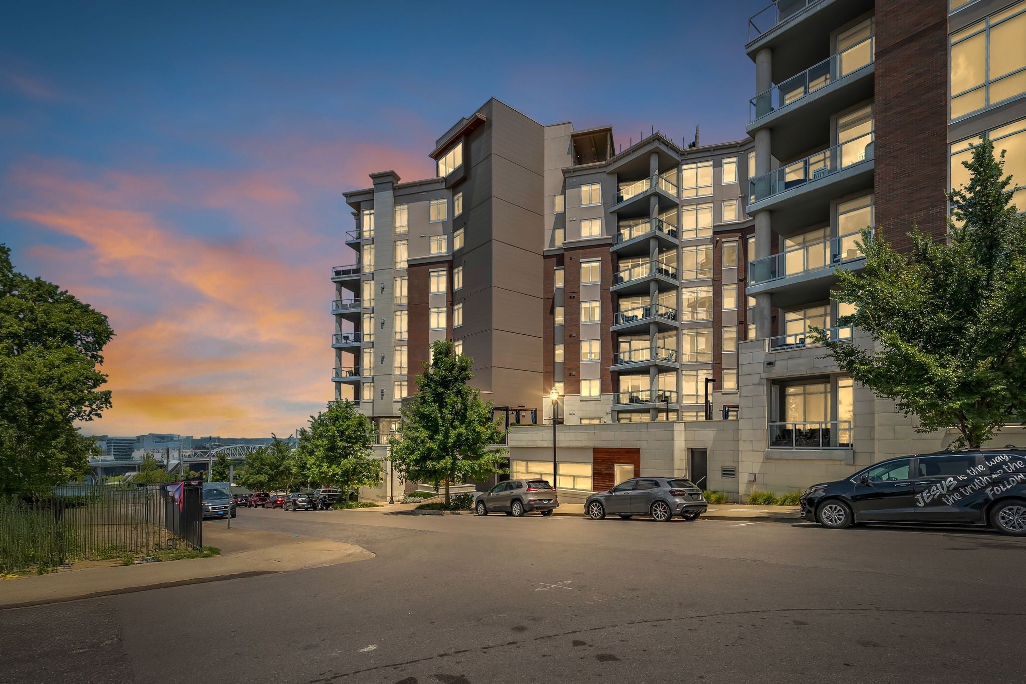 Photo of Listing #3120455