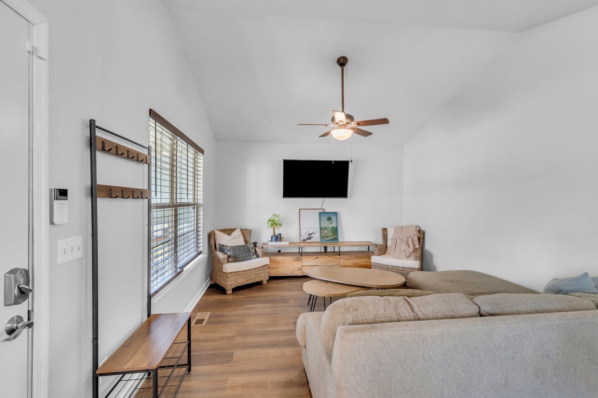 Photo of Listing #3121419