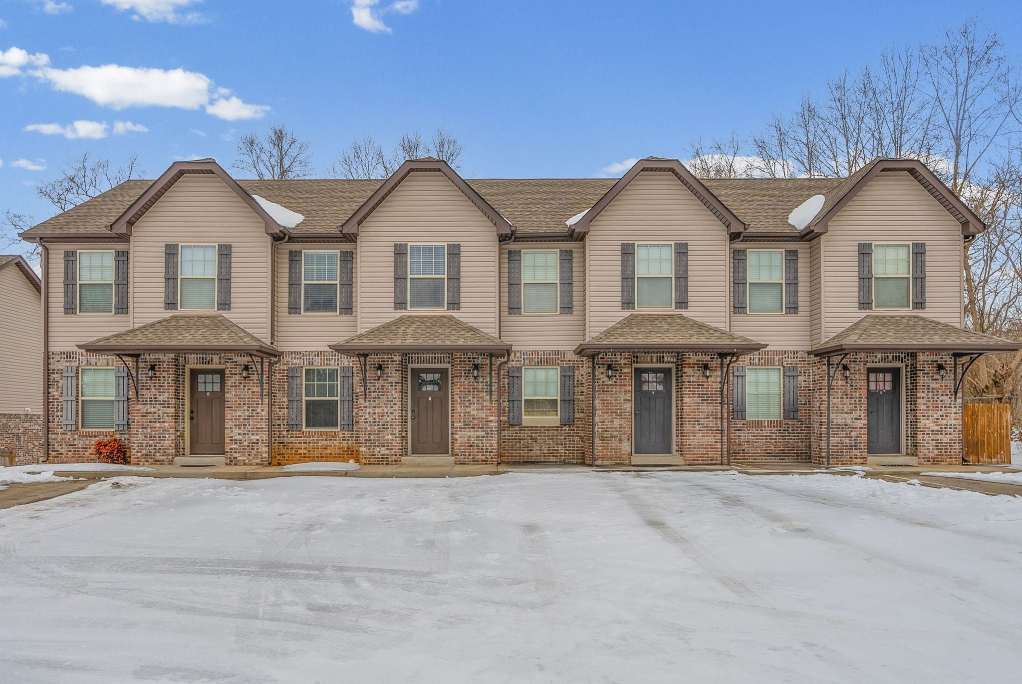 Photo of Listing #3121527