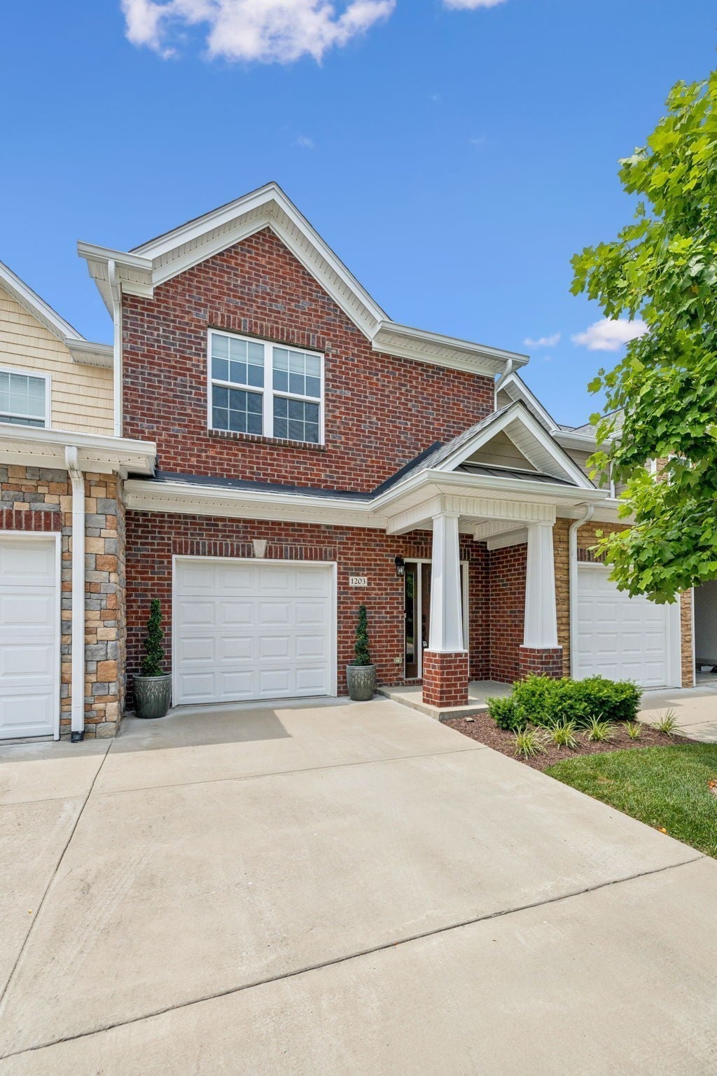 Photo of Listing #3122543