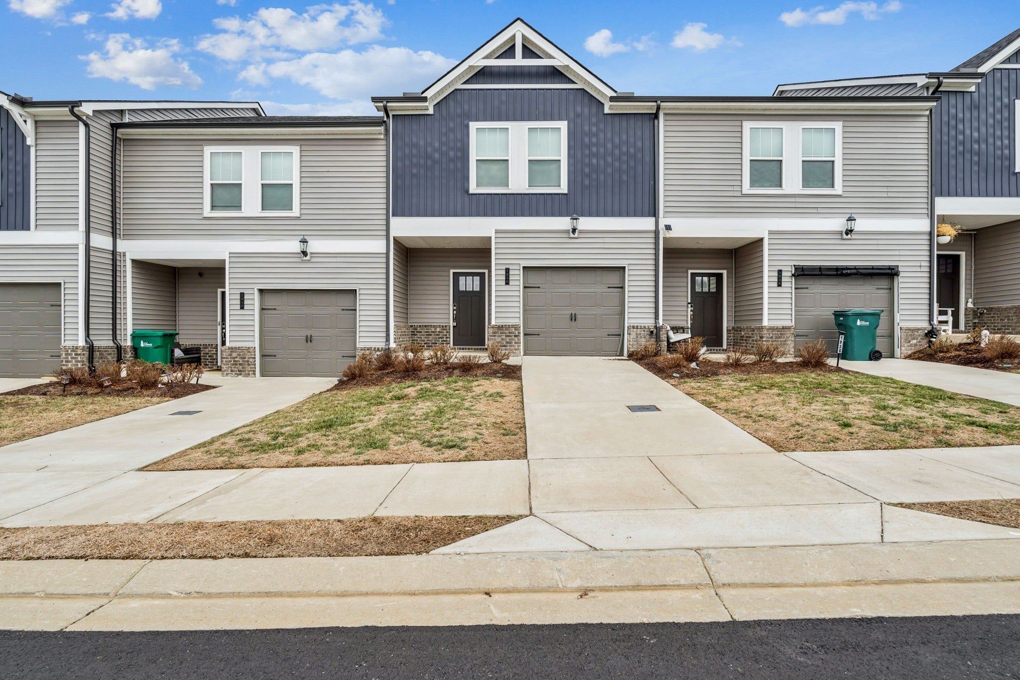 Photo of Listing #3122643