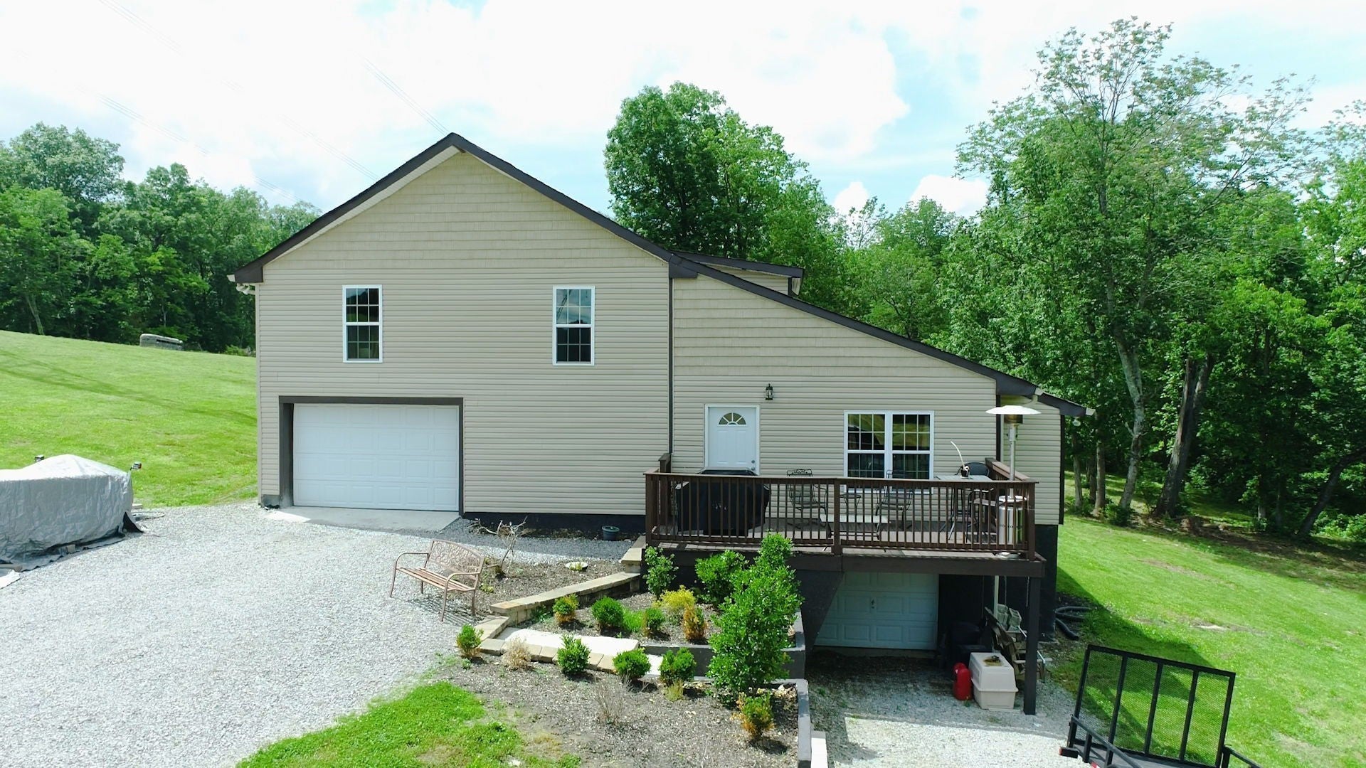 Photo of Listing #3128413