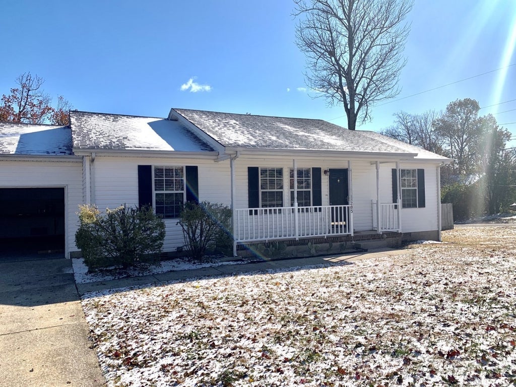 205 Holland Ridge Dr, La Vergne