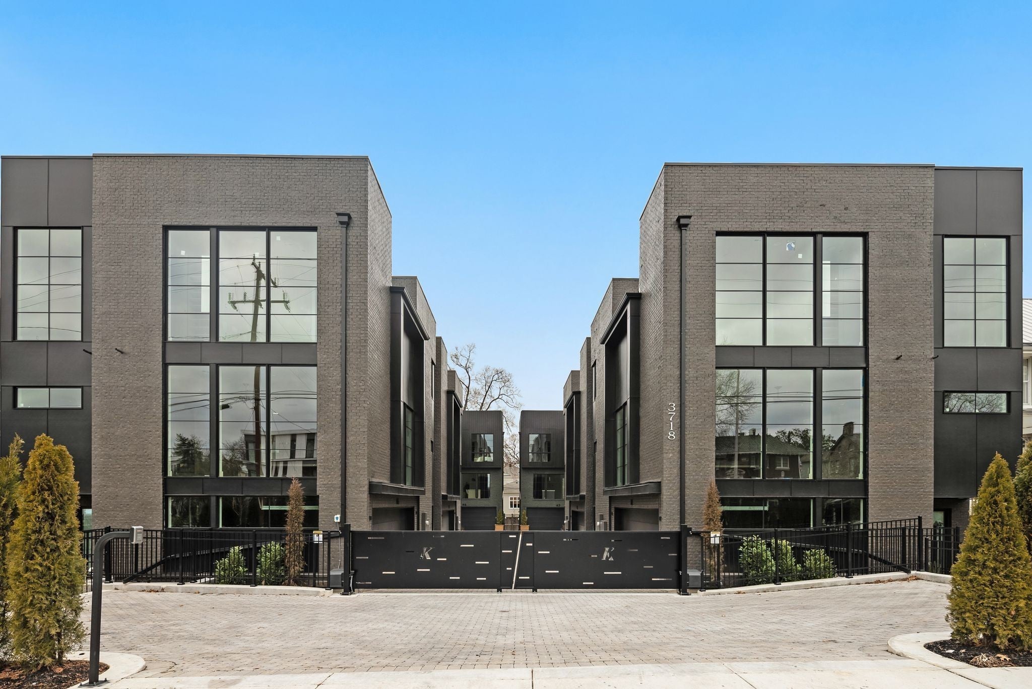 Photo of Listing #3131816