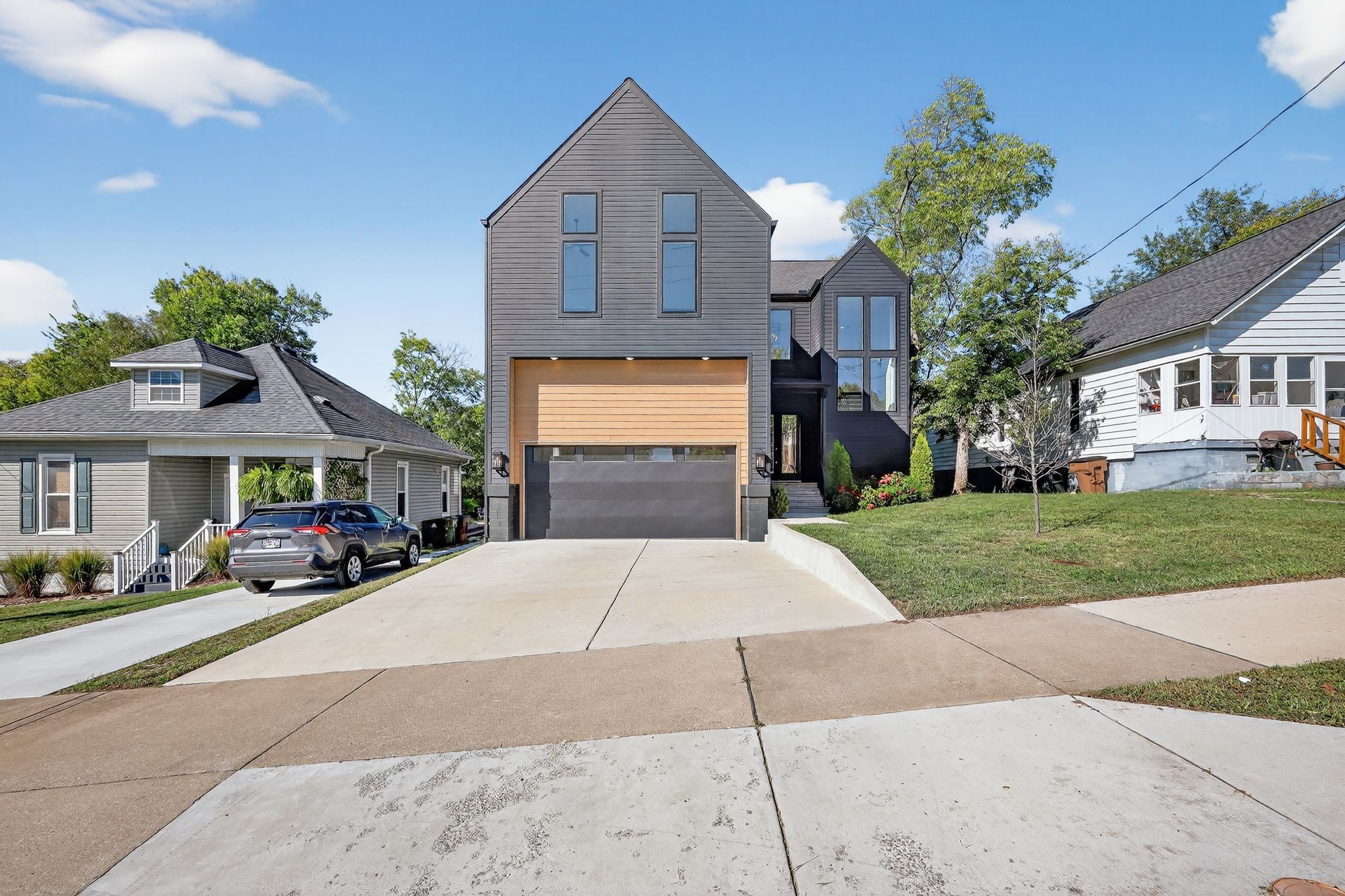 Photo of Listing #3132244