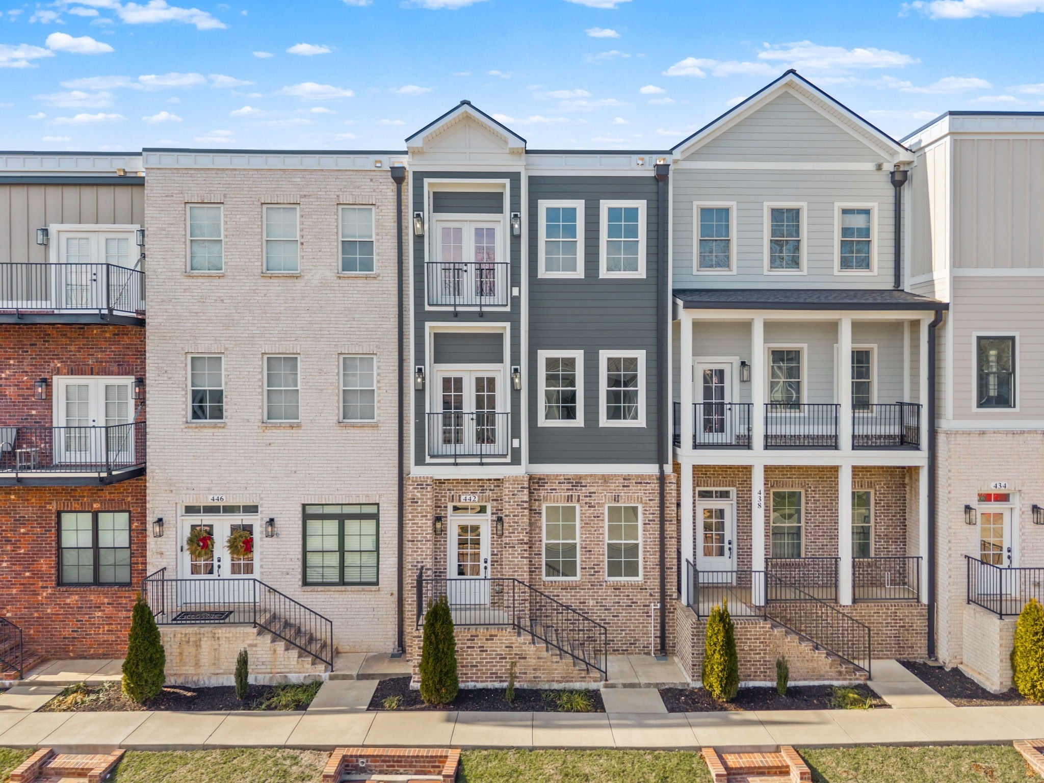 Photo of Listing #3132441