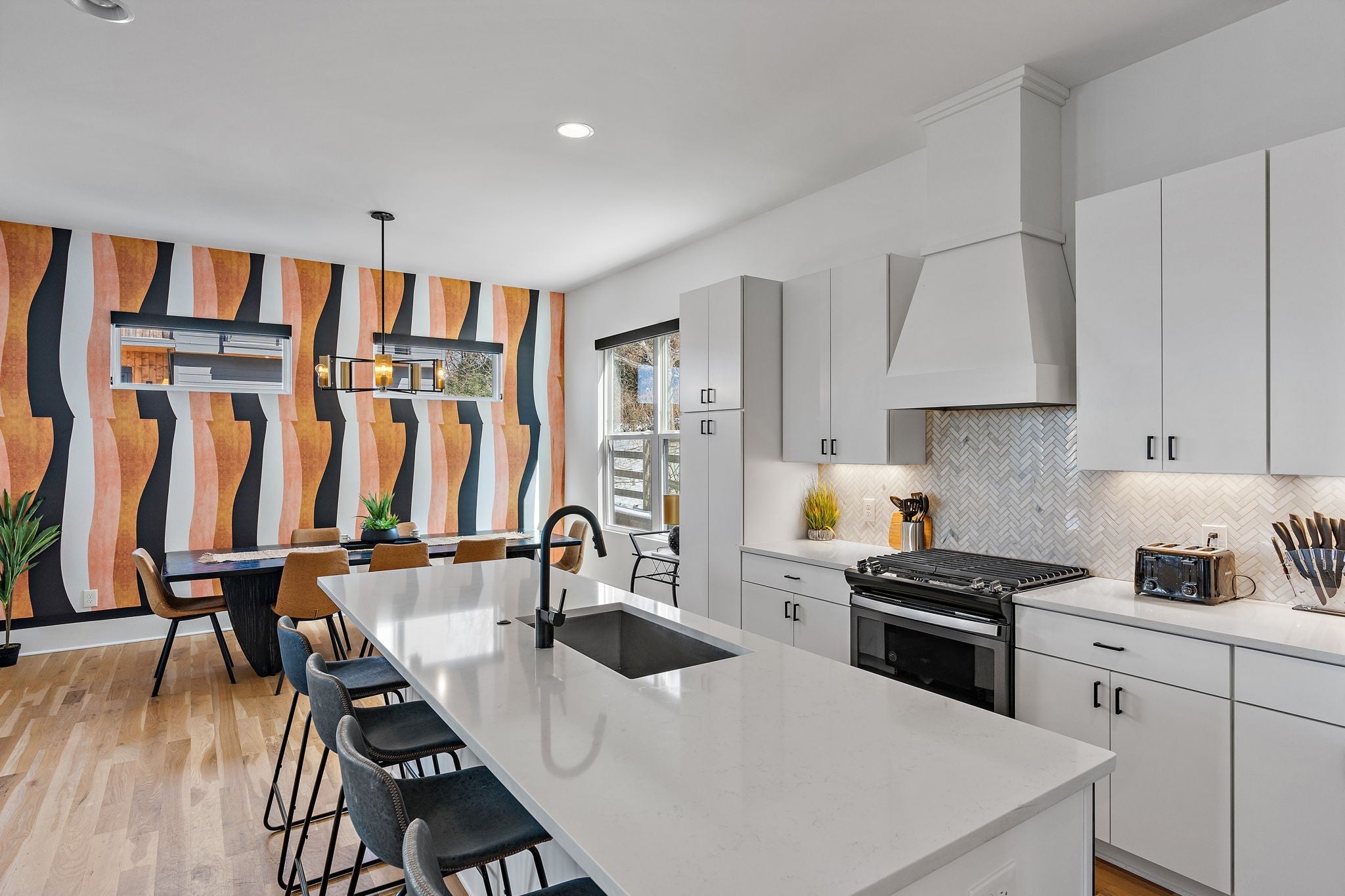 Photo of Listing #3132643