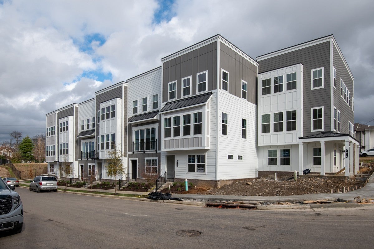 Photo of Listing #3137418