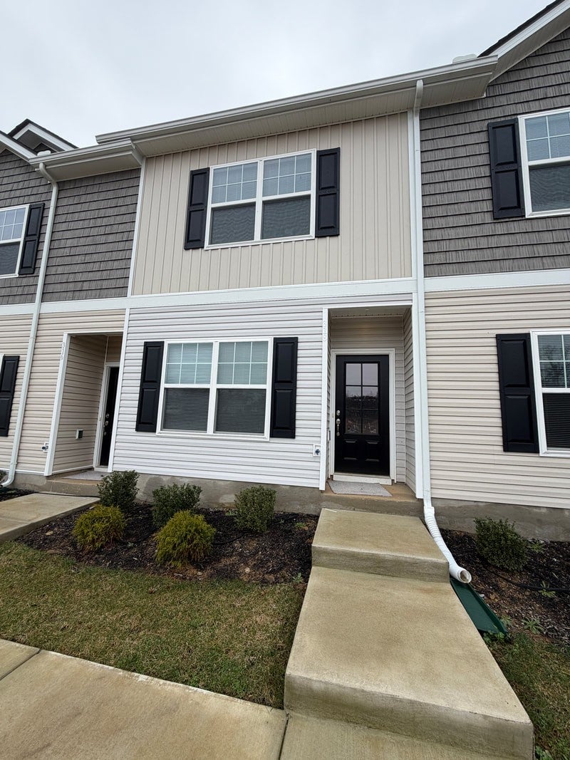 Home for sale in 318 Moshe Feder Way La Vergne, TN