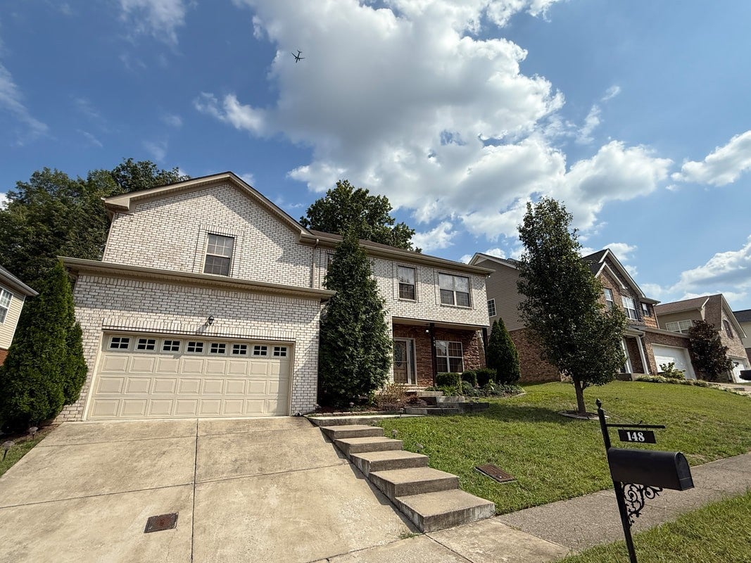 Photo of Listing #3138892