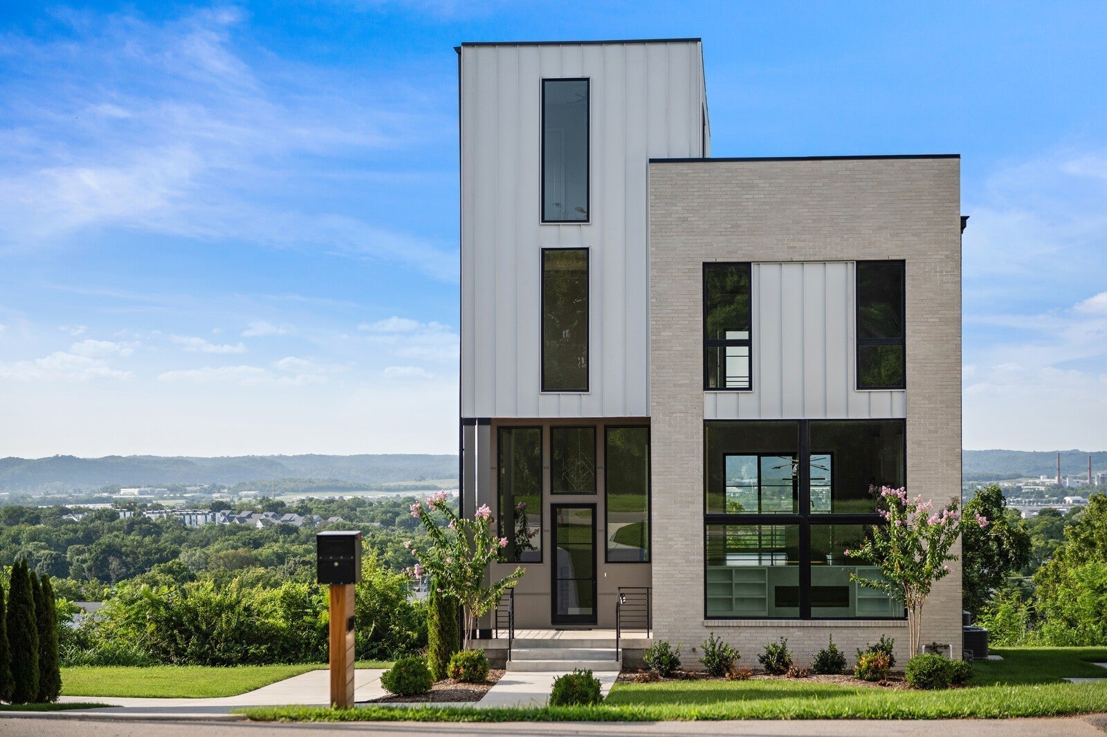 Photo of Listing #3146167