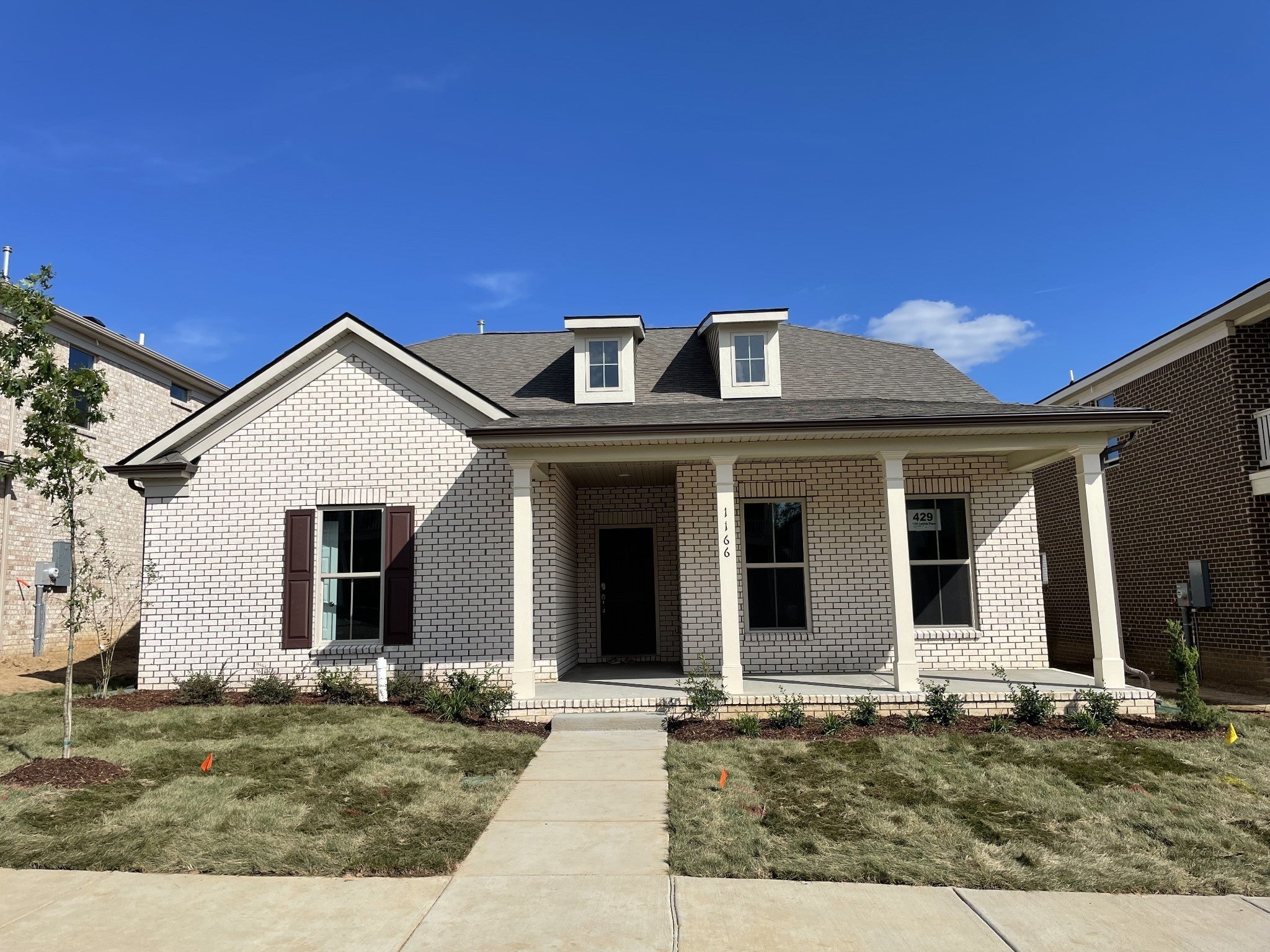 Photo of Listing #3158915