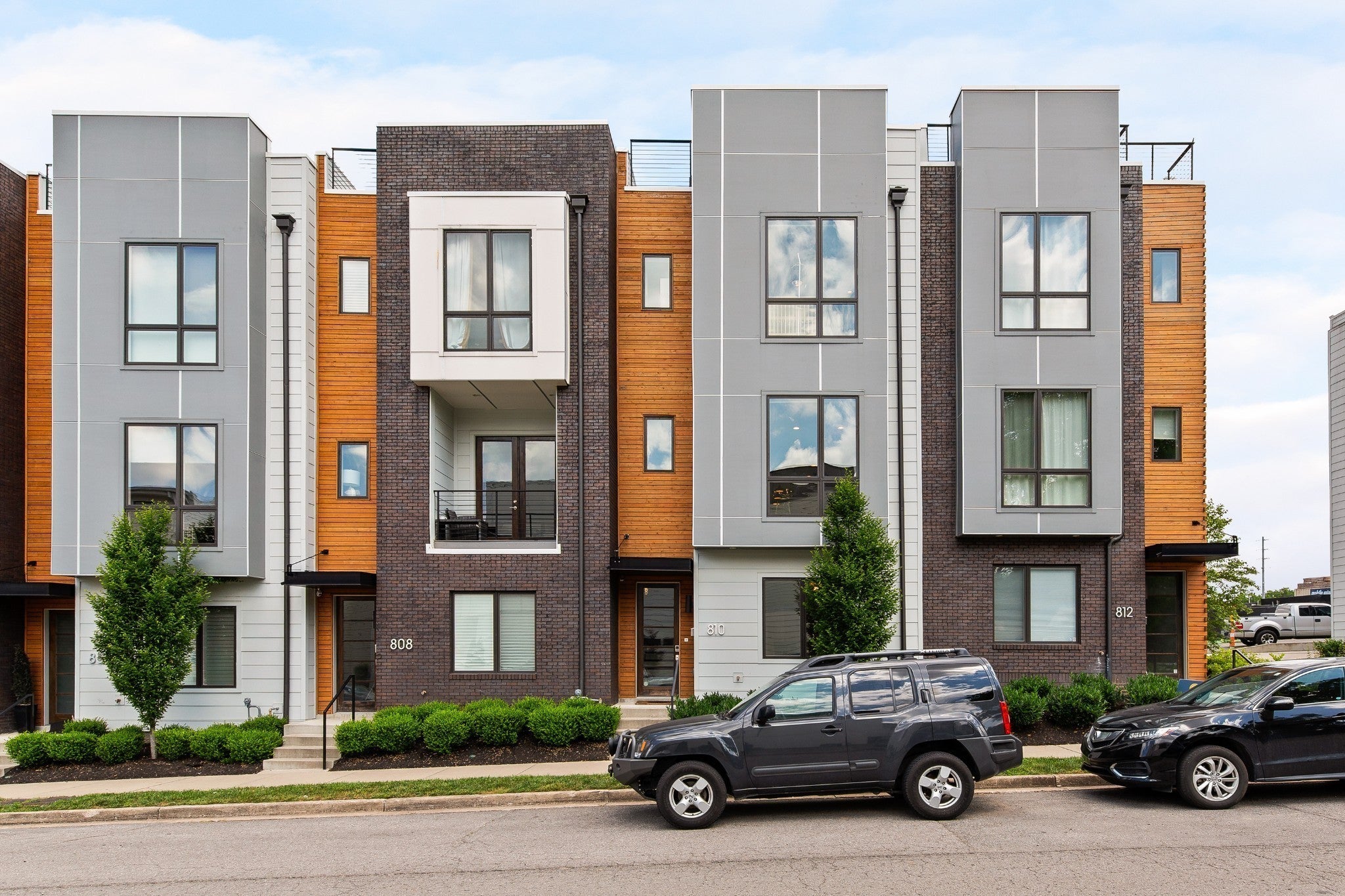 Photo of Listing #3163574