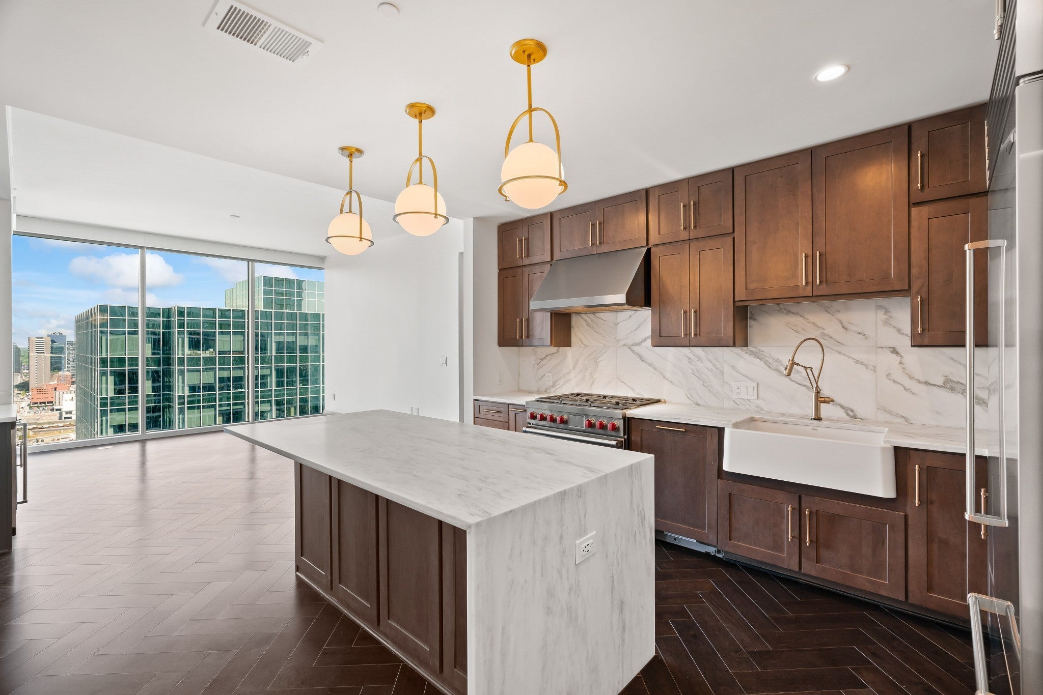 Photo of Listing #3164377