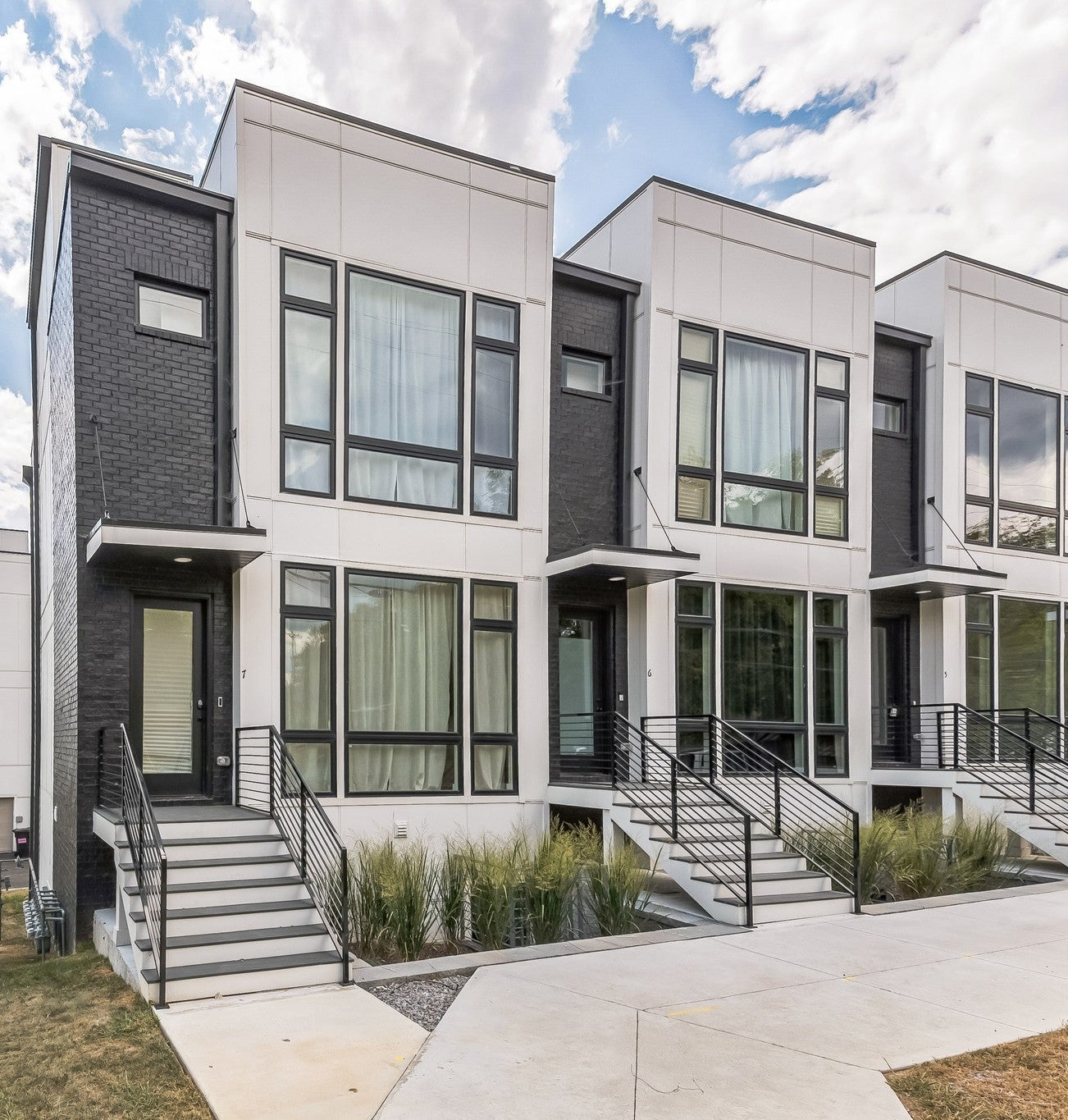 Photo of Listing #3168534