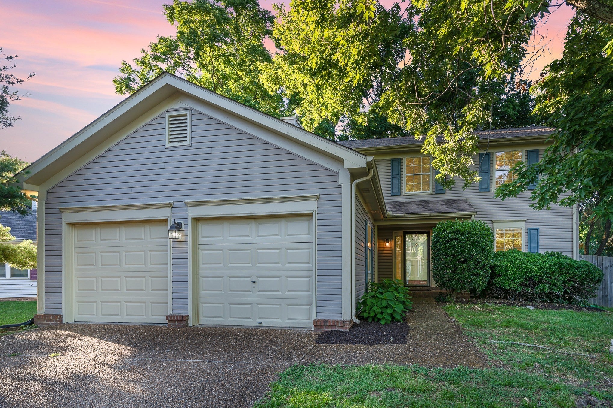 Photo of Listing #3169858