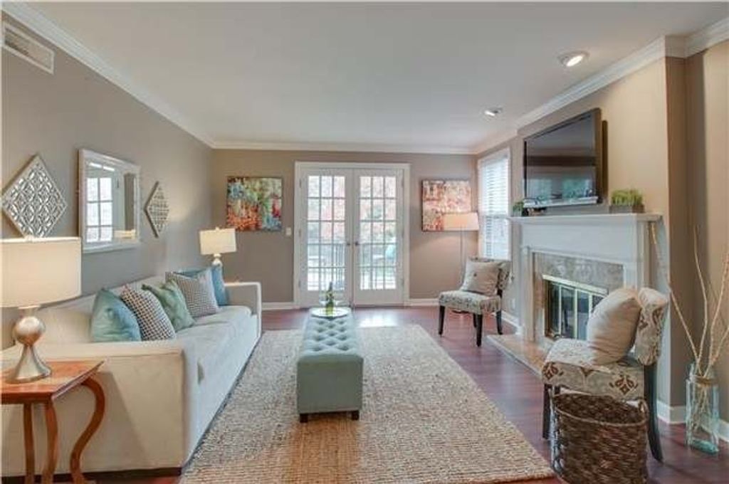 3188 Hillsboro Pike 3188, Nashville