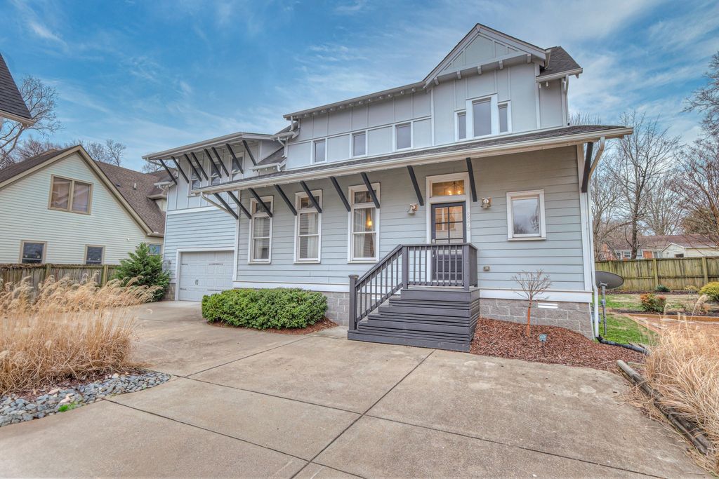 1537b Battlefield Dr, Nashville