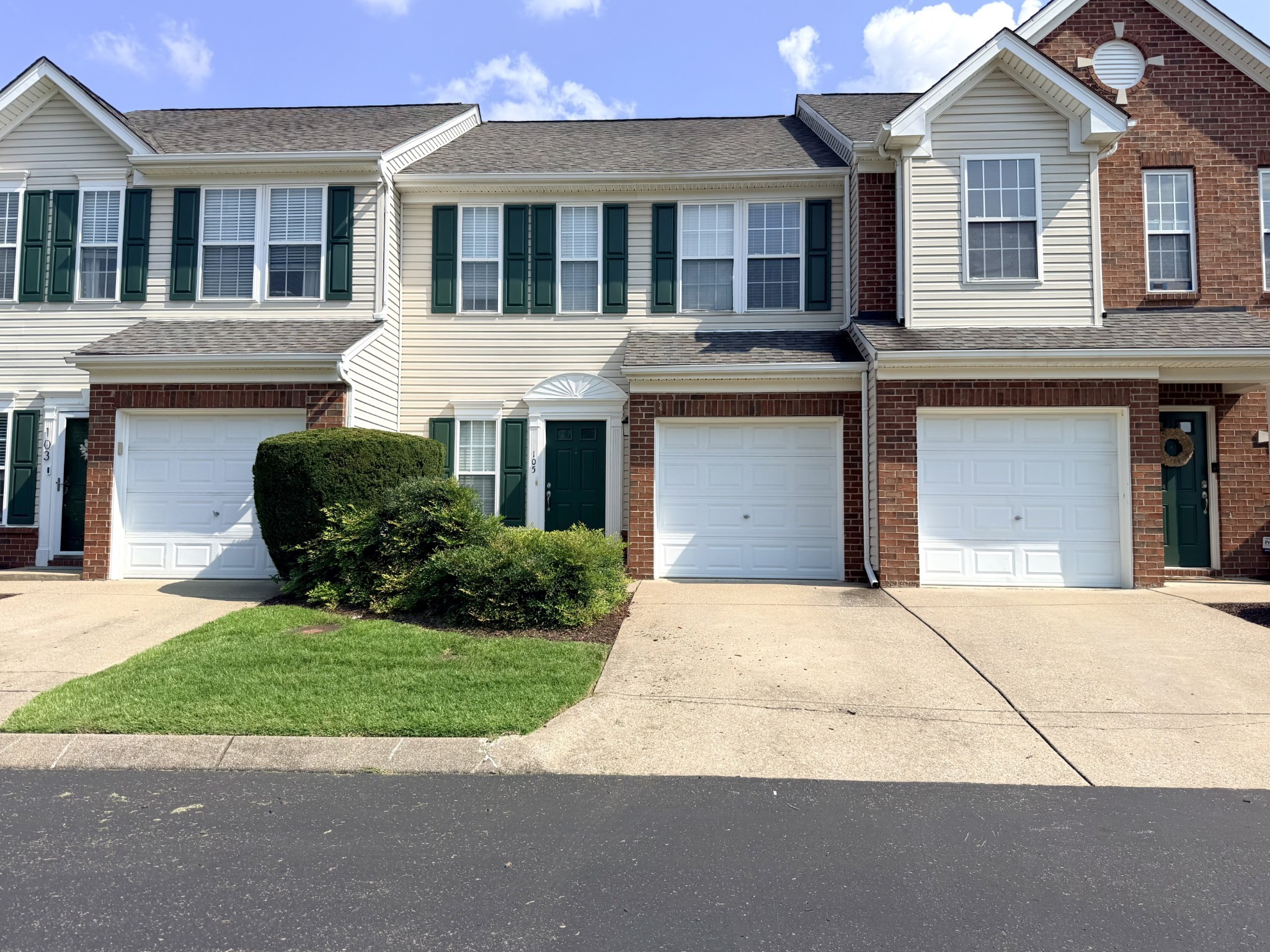 Photo of Listing #3220795