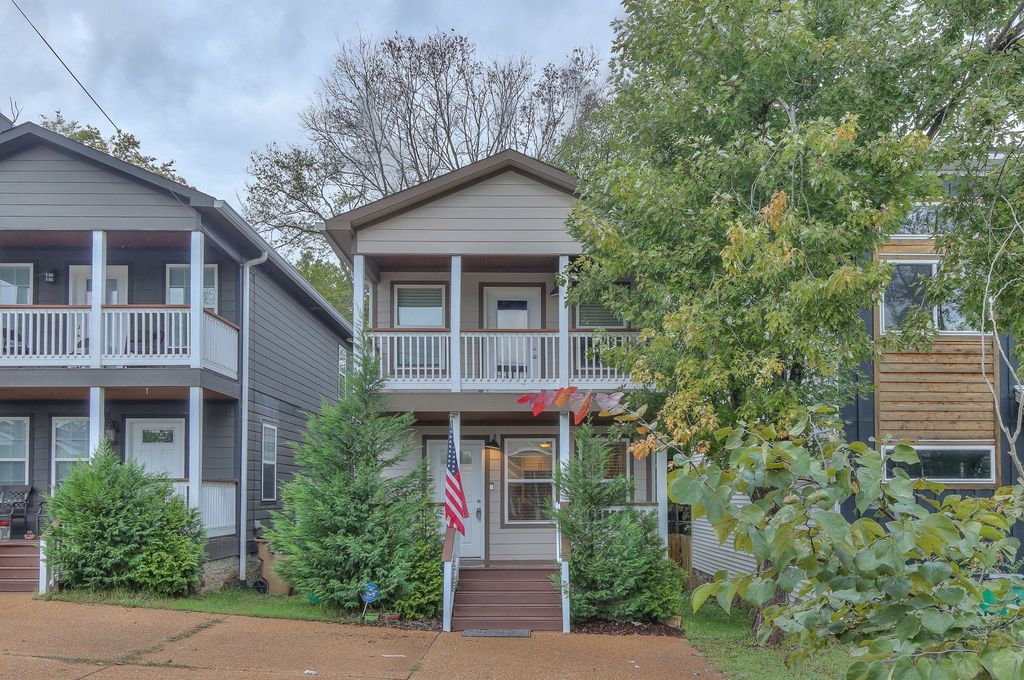 2223 24th Ave N, Nashville