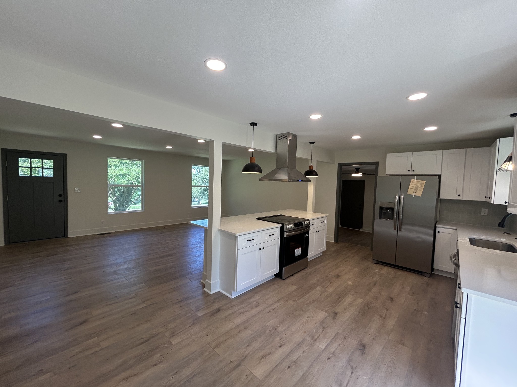 Photo of Listing #3228835