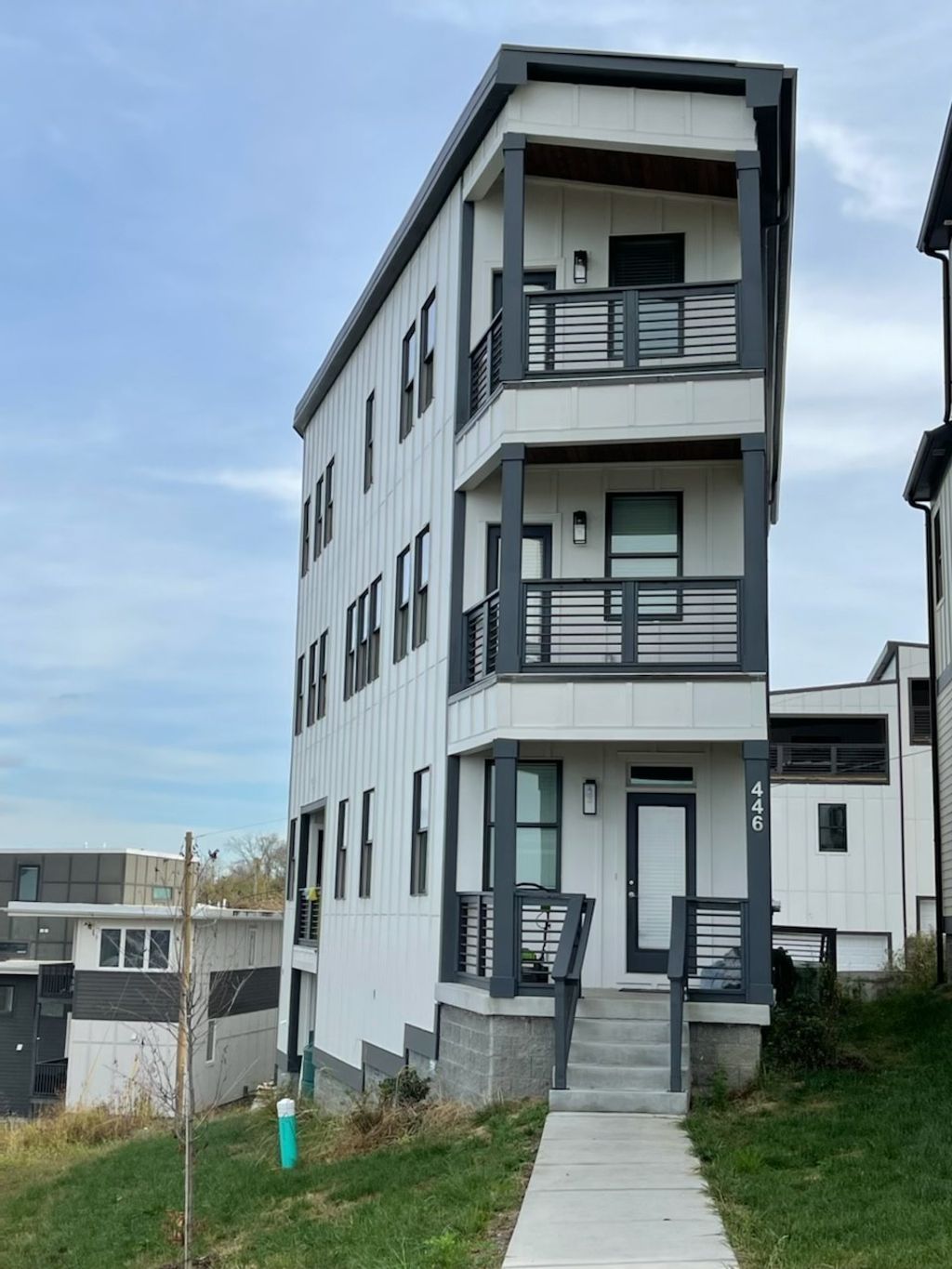 446 37th Ave N, Nashville