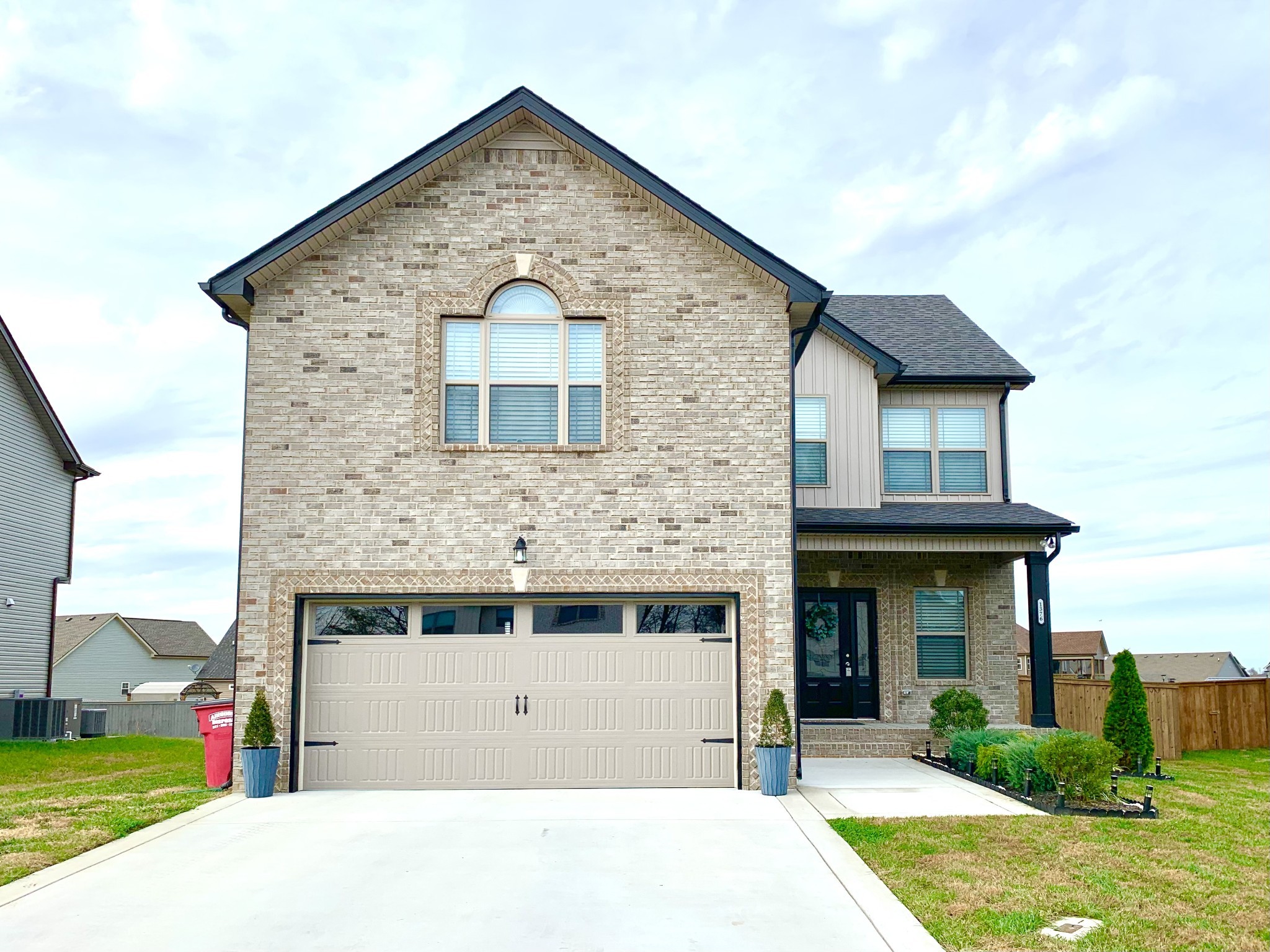 Photo of Listing #3233860